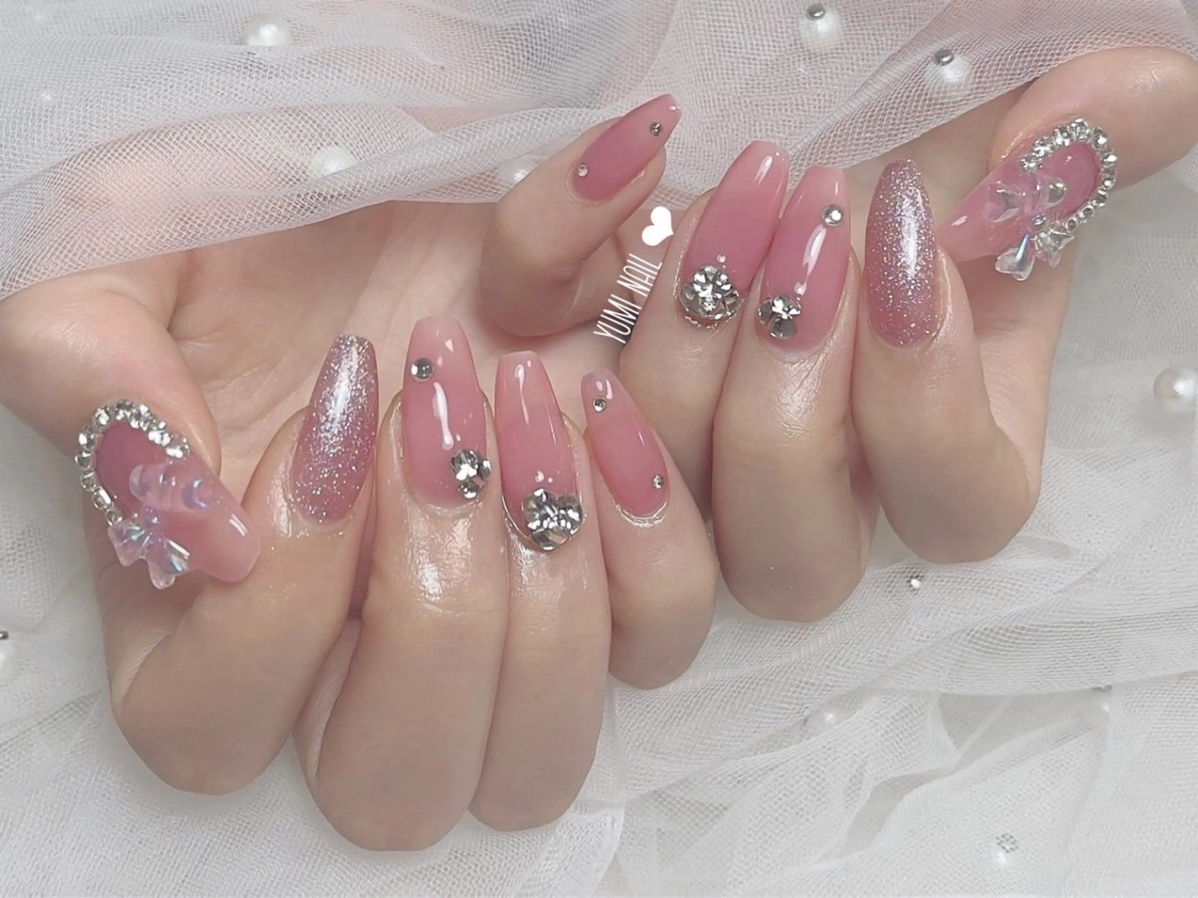 ネイル ハンドネイル ユリ🎀 デザイン長さ出し専門のネイルデザイン