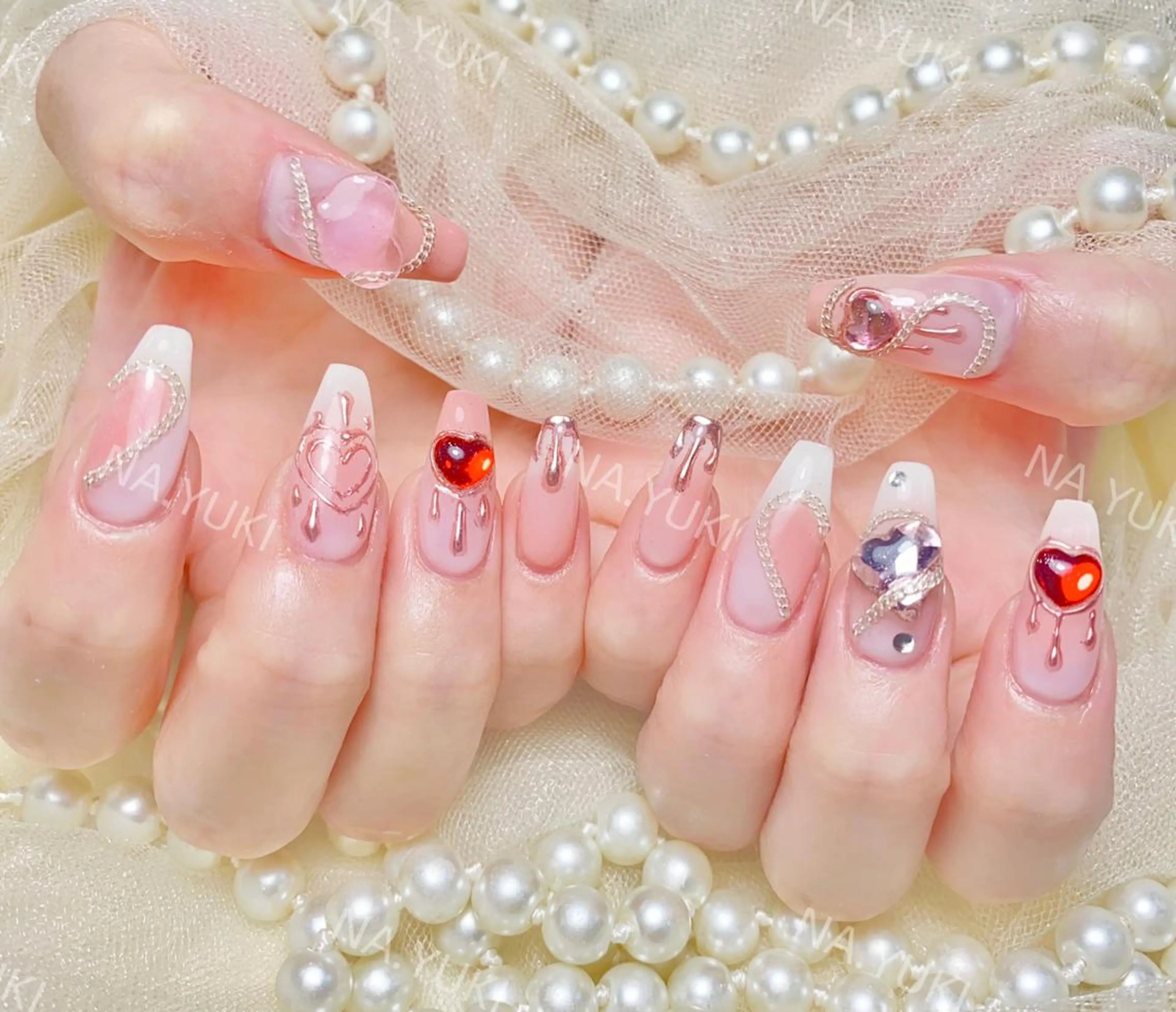 ネイル ハンドネイル 🌷 Mooning 🌷のネイルデザイン