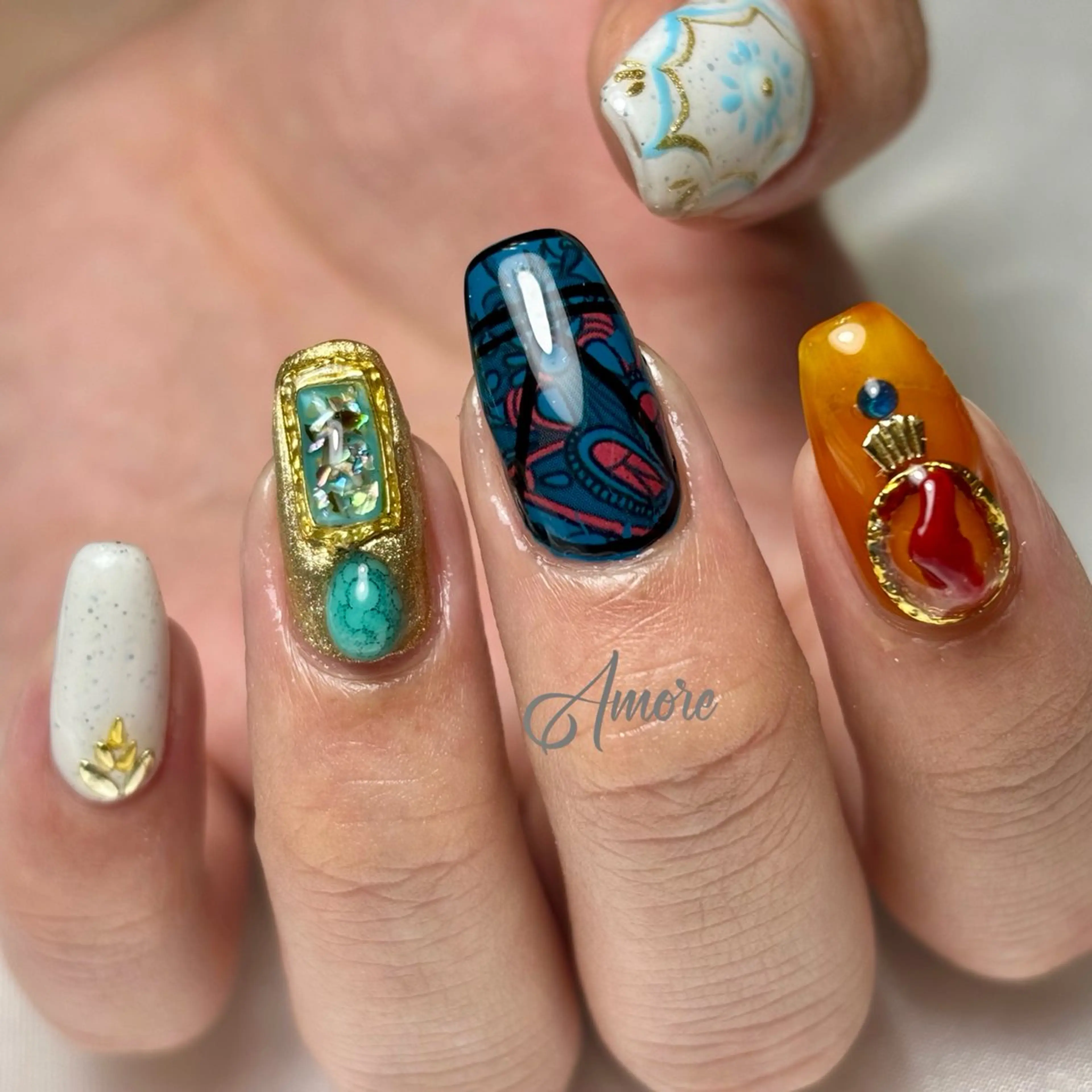 ネイル ジェルネイル キラキラネイル 韓国ネイル マグネットネイル パラジェル You kyehwaのネイルデザイン