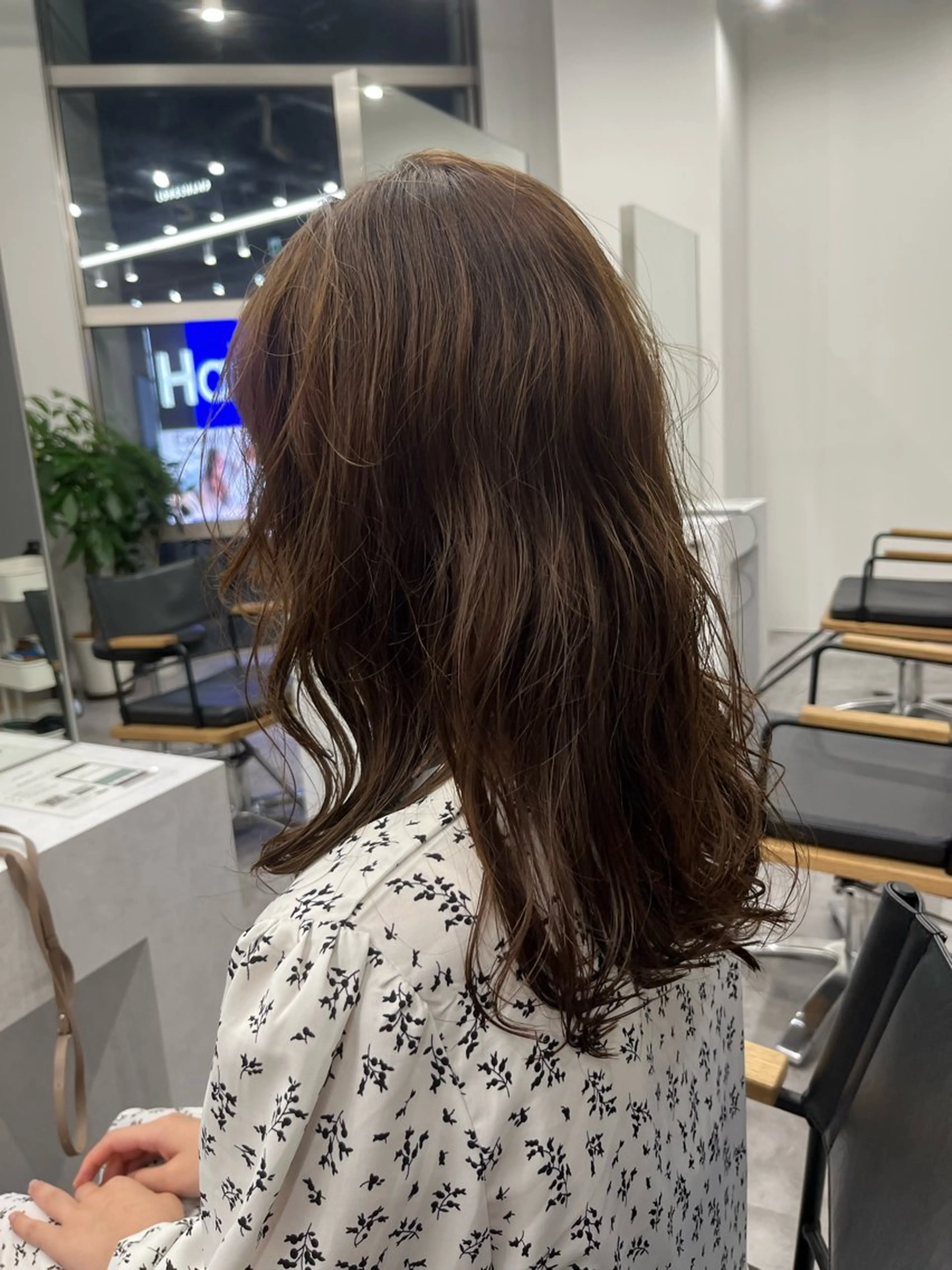 セミロング パーマ 門崎未依/レイヤー/ メンズカット🪿のヘアスタイル