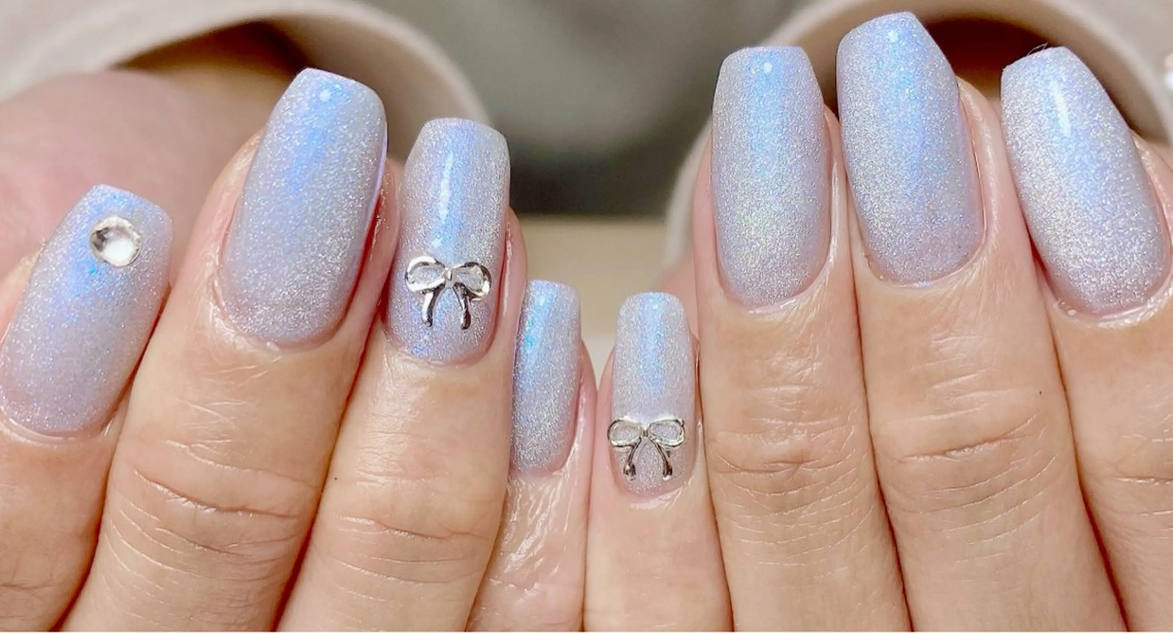 ネイル 水色 リボン ストーンネイル ハンドネイル Nail Salon K 🧸美爪育成のネイルデザイン