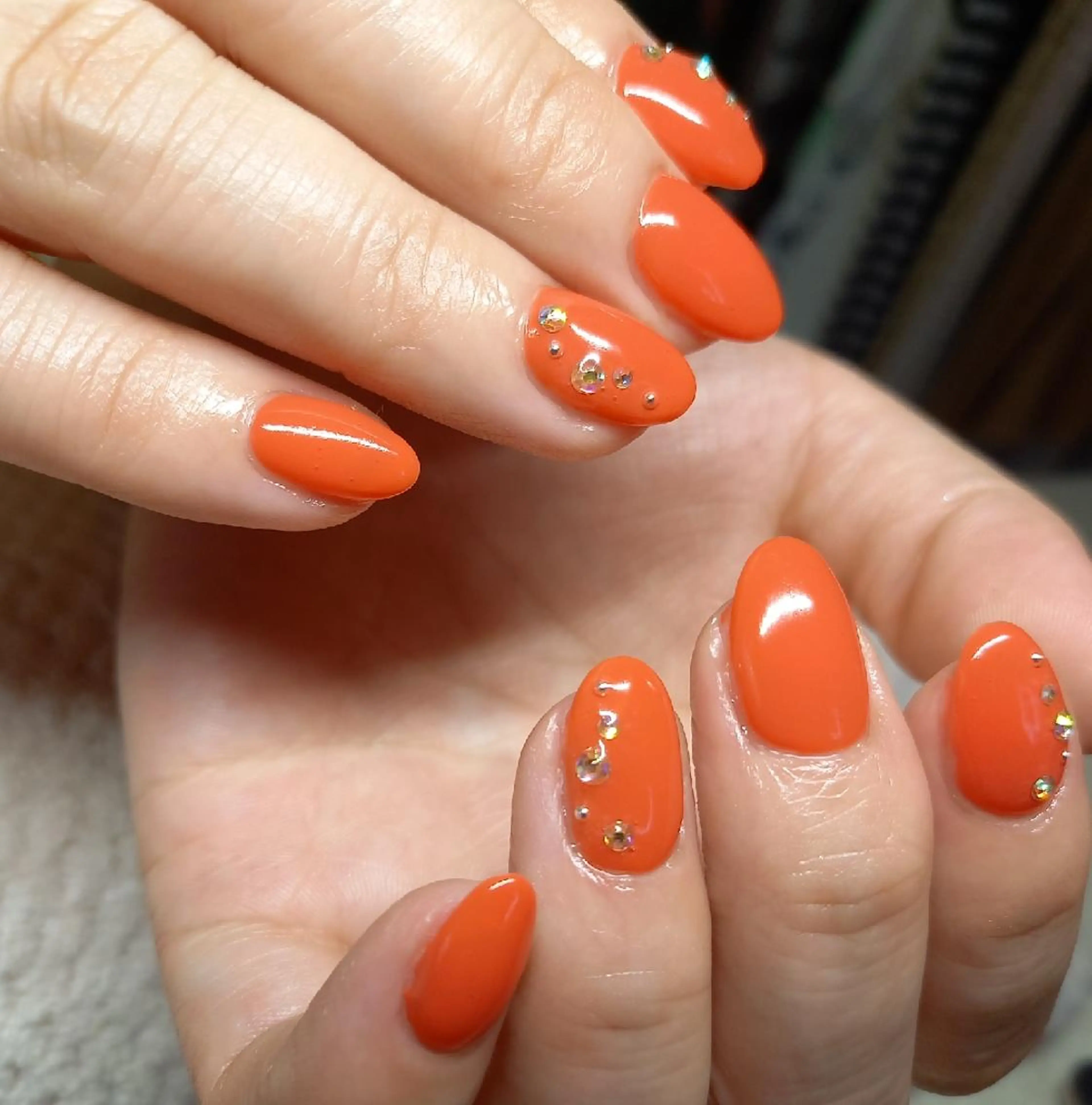 ネイル ストーンネイル Mirei NAIL 金児のネイルデザイン