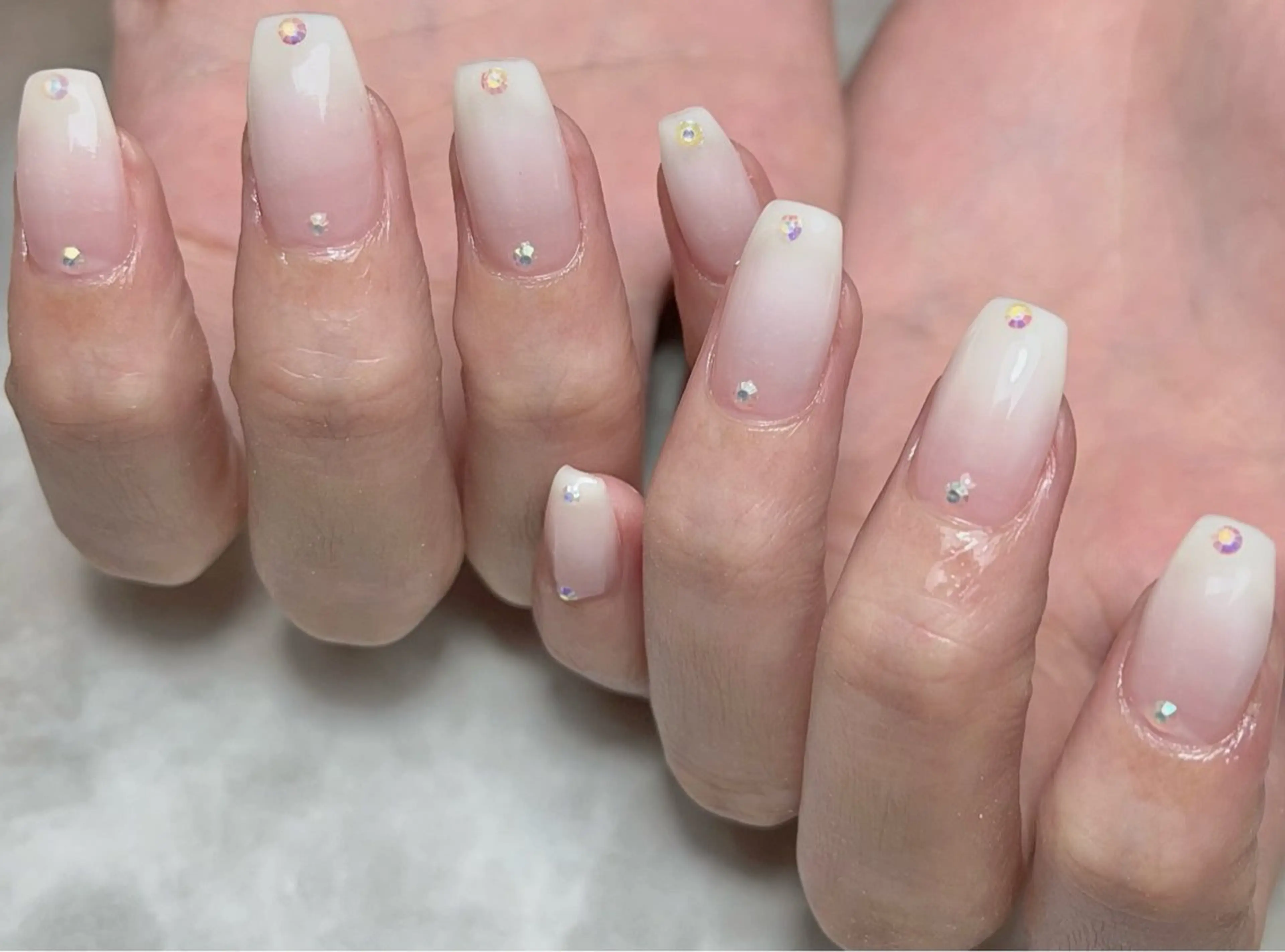 ネイル ストーンネイル ハンドネイル nails' it...のネイルデザイン