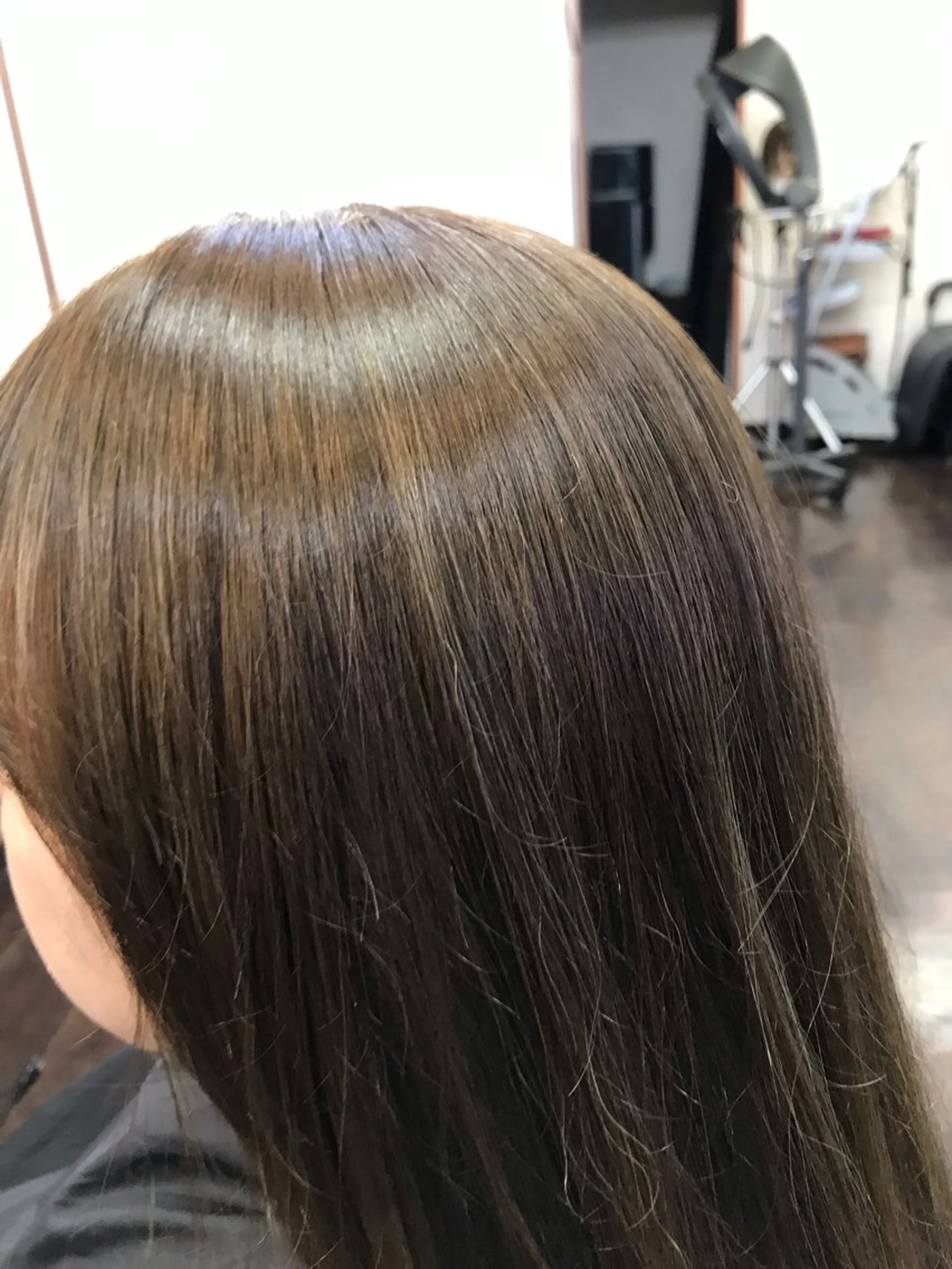 セミロング カラー 桧山 真のヘアスタイル