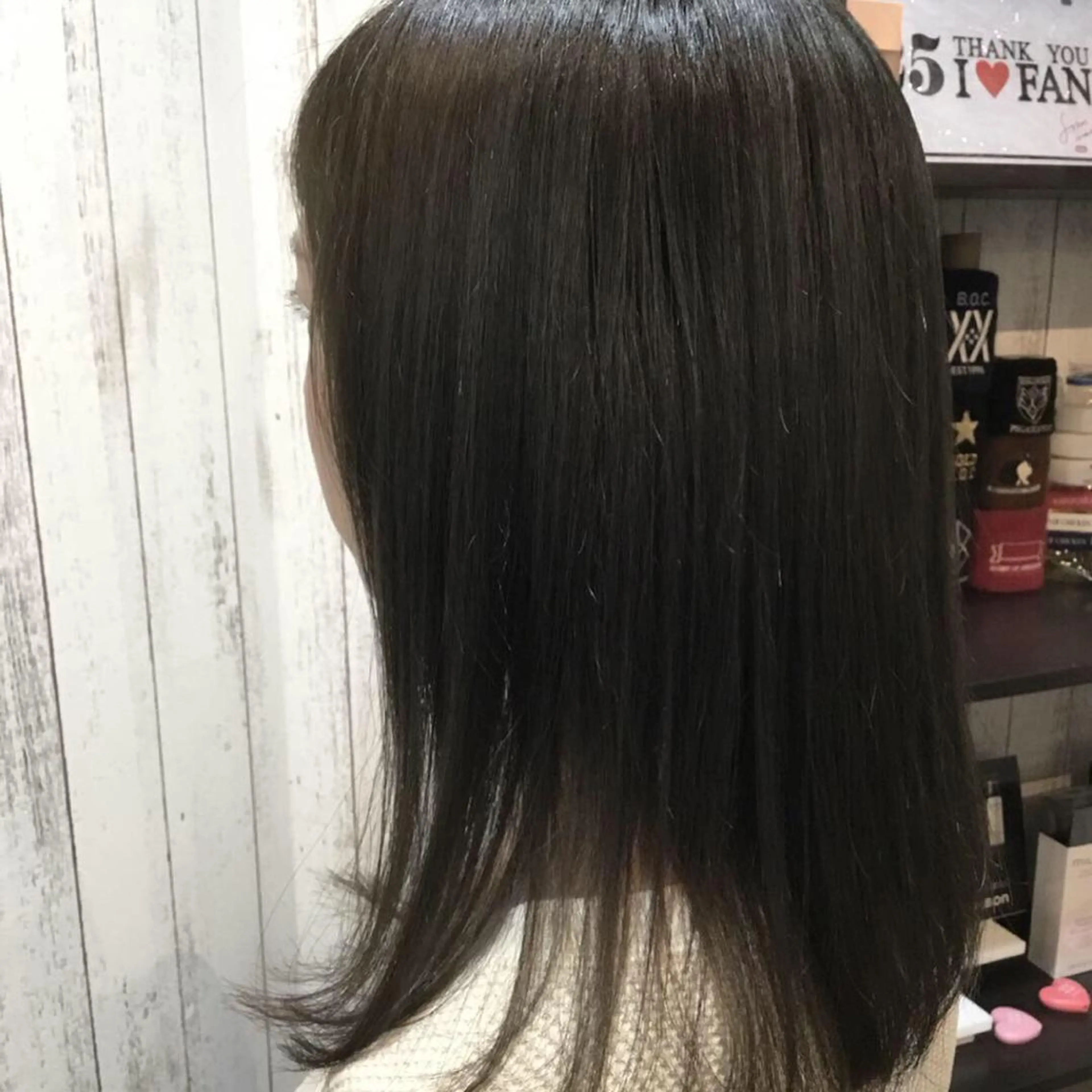 セミロング カラー パーマ embrace エンブレイスのヘアスタイル