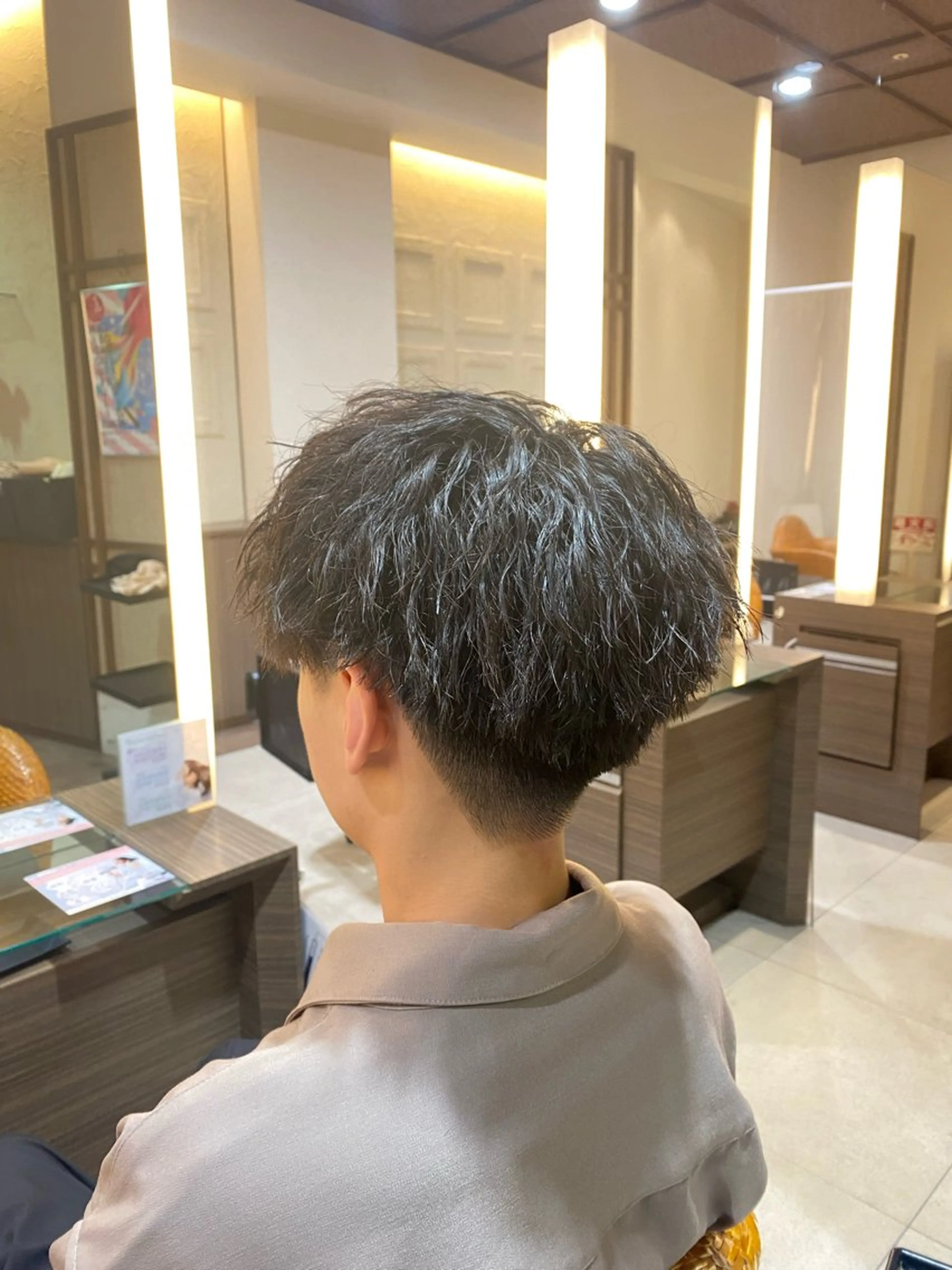 パーマ メンズ カット パーマ トリートメント スパイラル波巻き パーマ井本汰壱のヘアスタイル