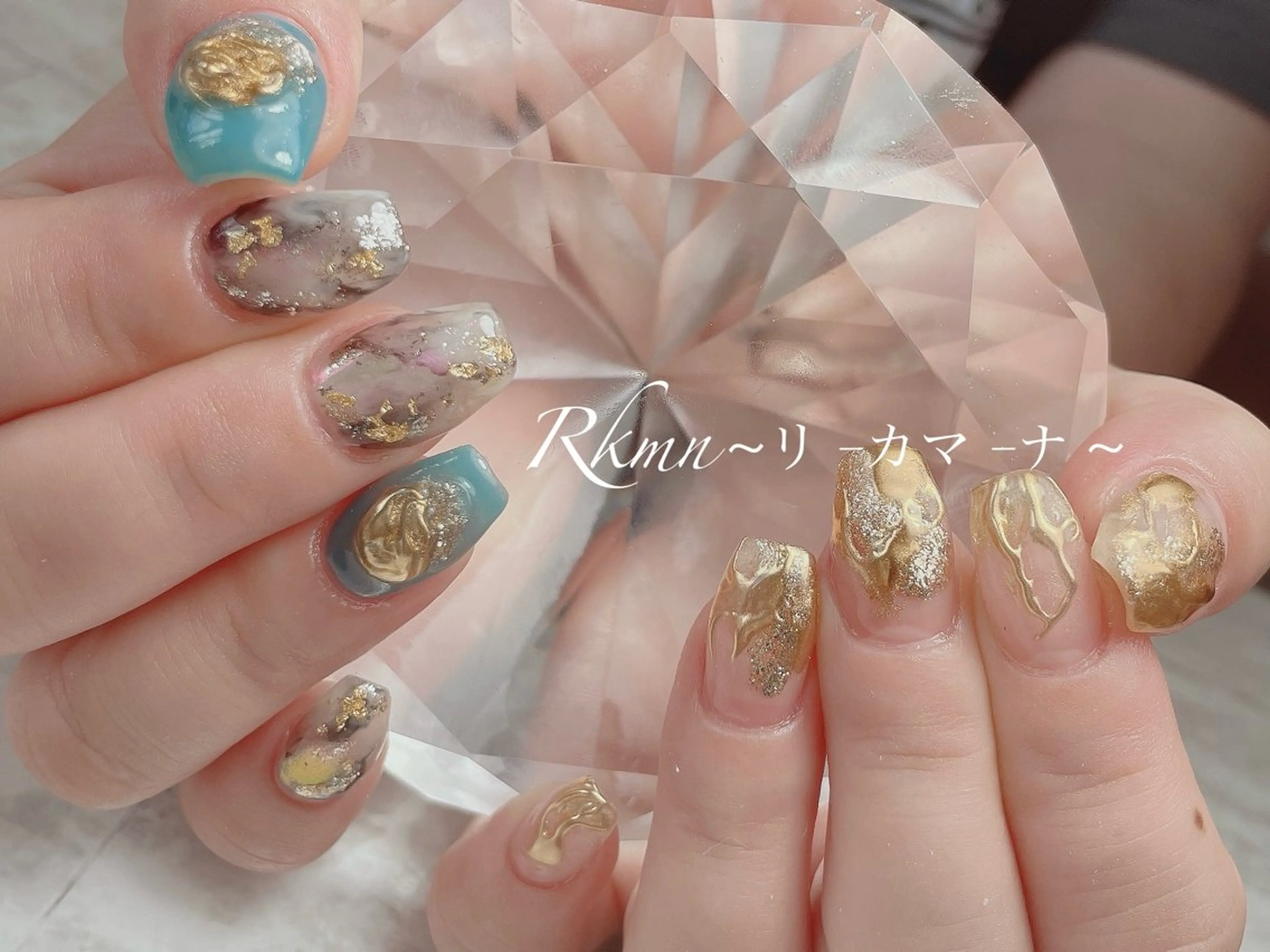 ネイル アートネイル ゴールド ニュアンスネイル 春ネイル ハンドネイル フットネイル ハンドケア Rkmn ~リ-カマ-ナ~のネイルデザイン