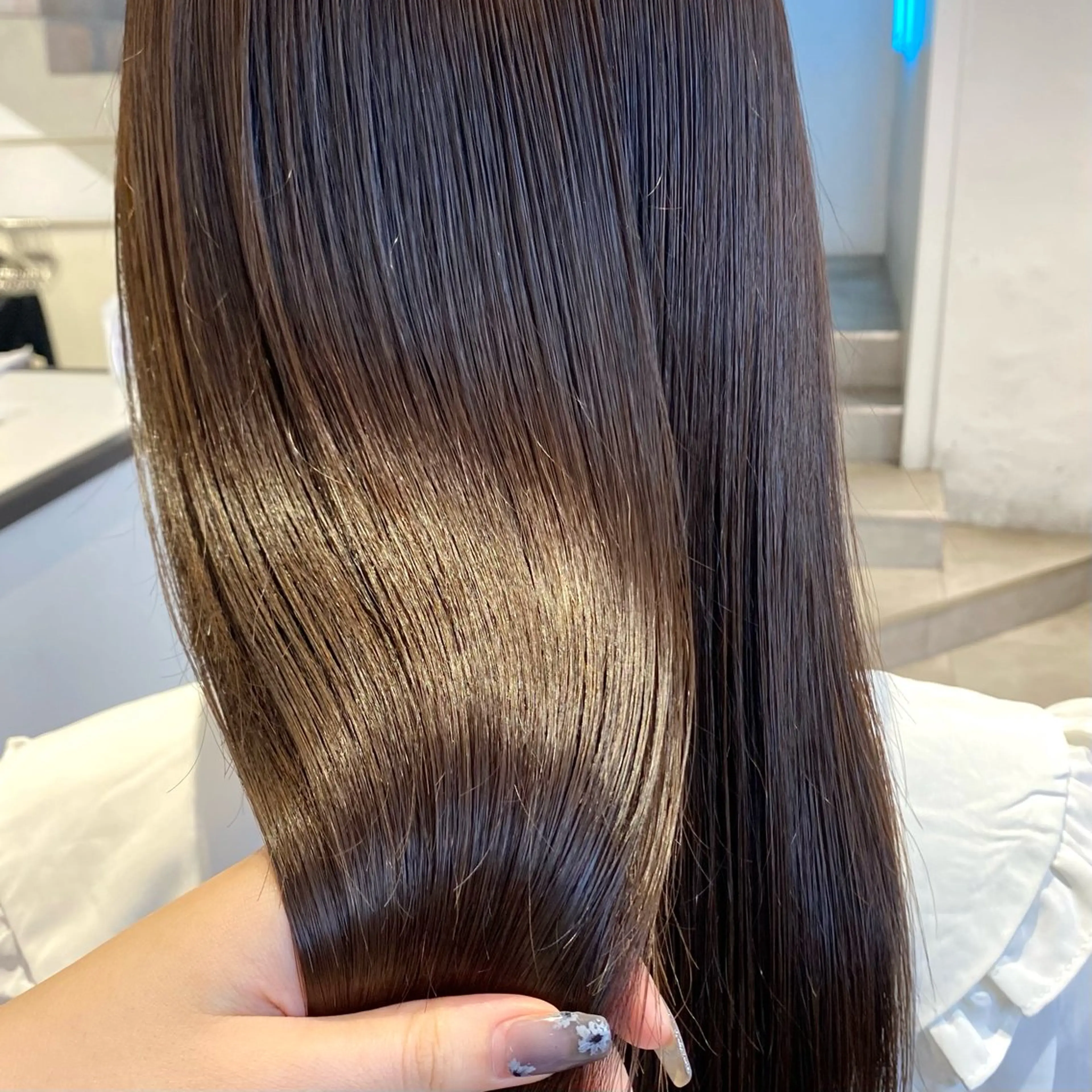 ロング 酸性ストレート・ メンズ 三原 楊子のヘアスタイル