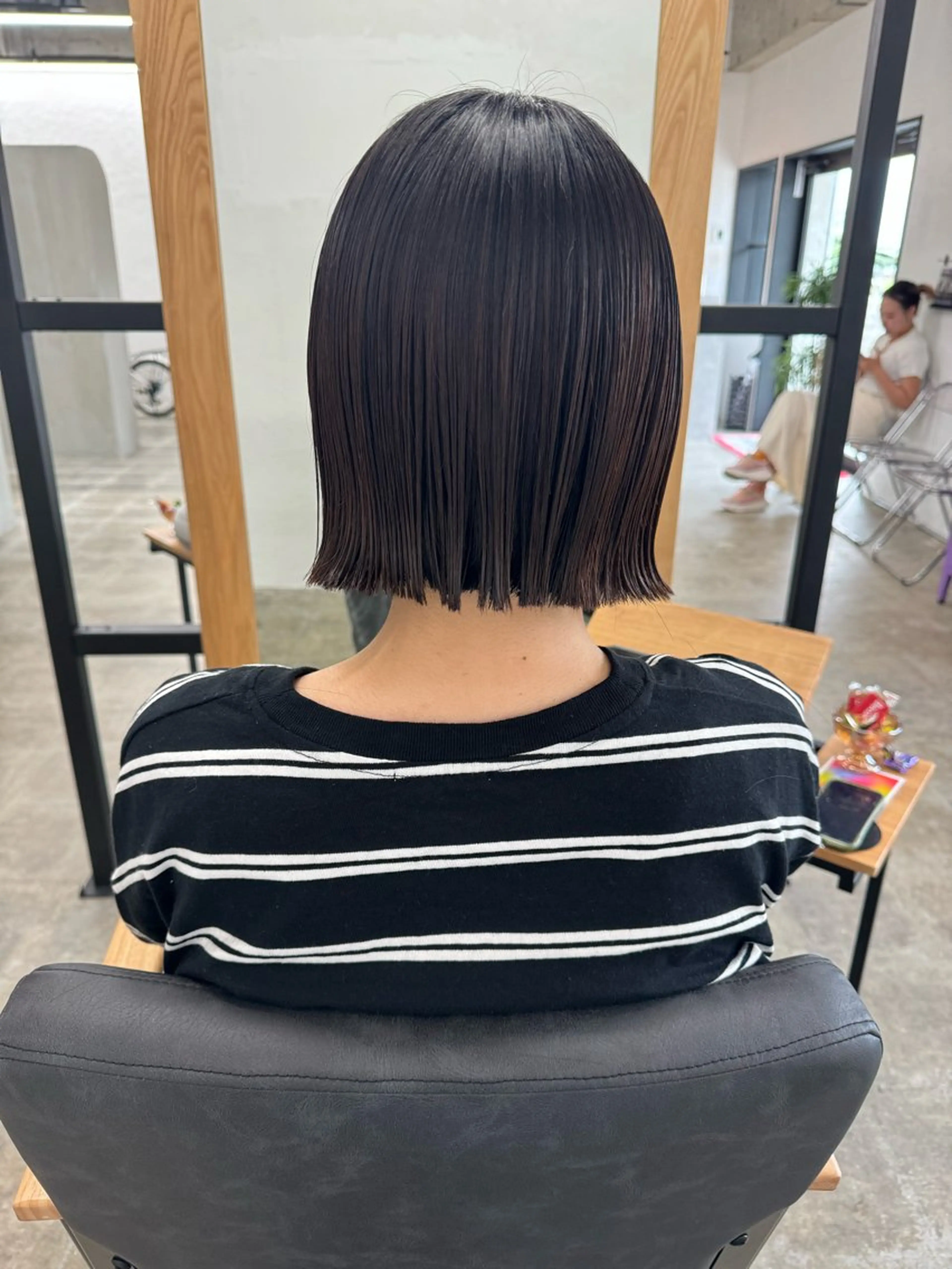 ショート カット 艶カラー🫧 MOMOYOのヘアスタイル