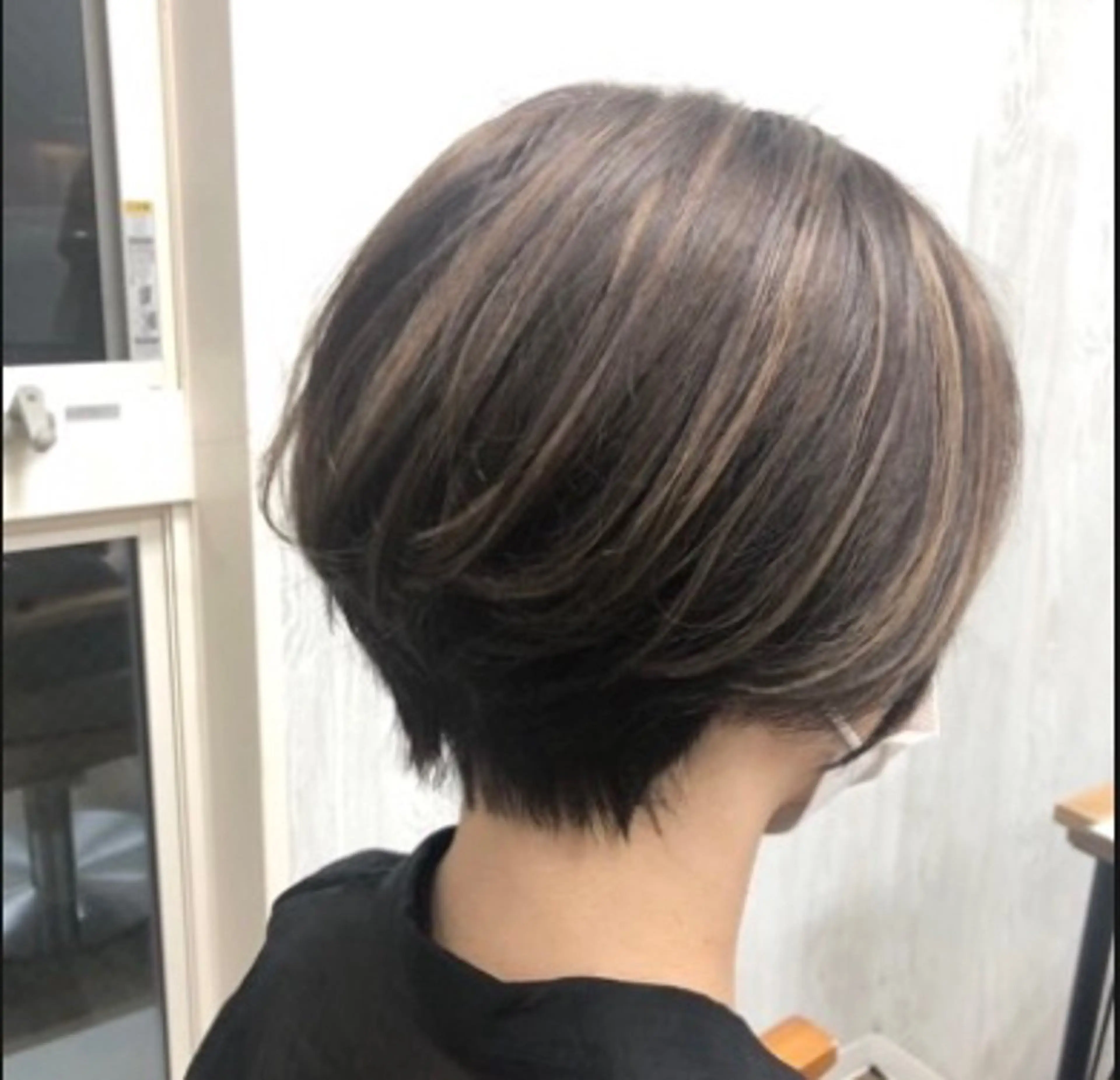 カラー 阿部 優奈のヘアスタイル