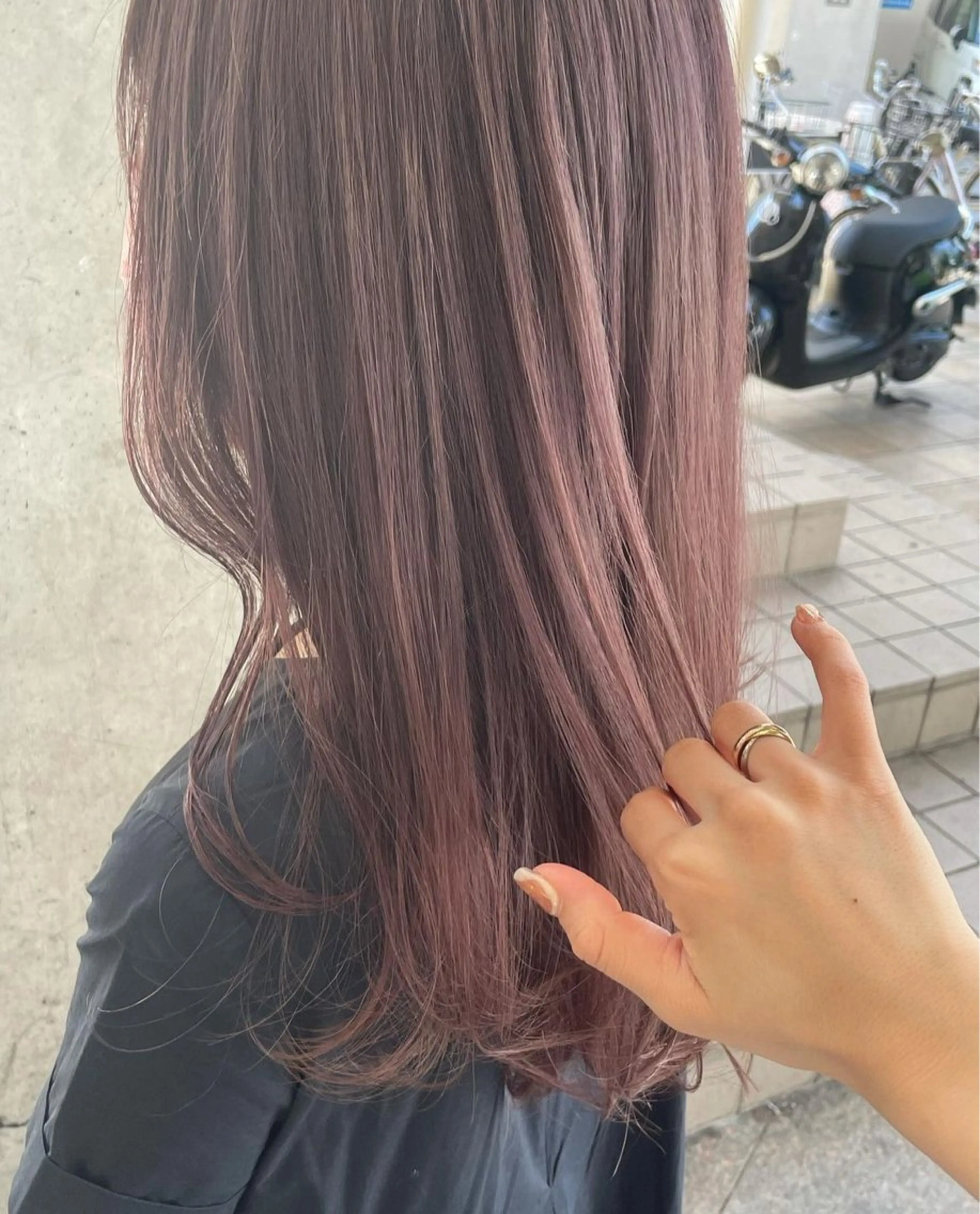 レディースカット+イルミナカラーの写真