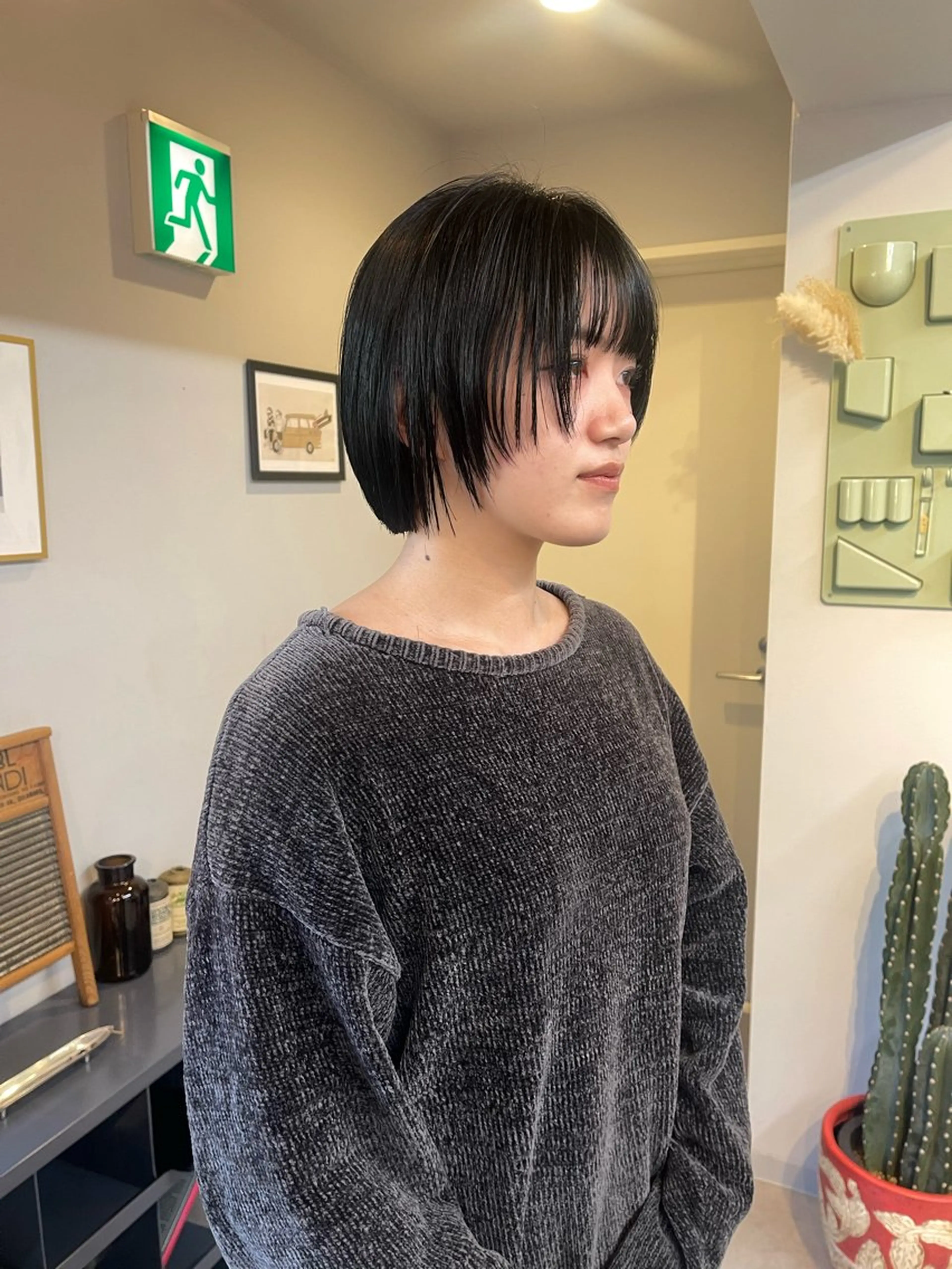 ショート カラー ボブレイヤー グレージュ ボブ 顔まわりレイヤー レイヤーカット カット ヘアカラー トリートメント ✅ボブ/パーマ/ 表参道/KENTA✅のヘアスタイル