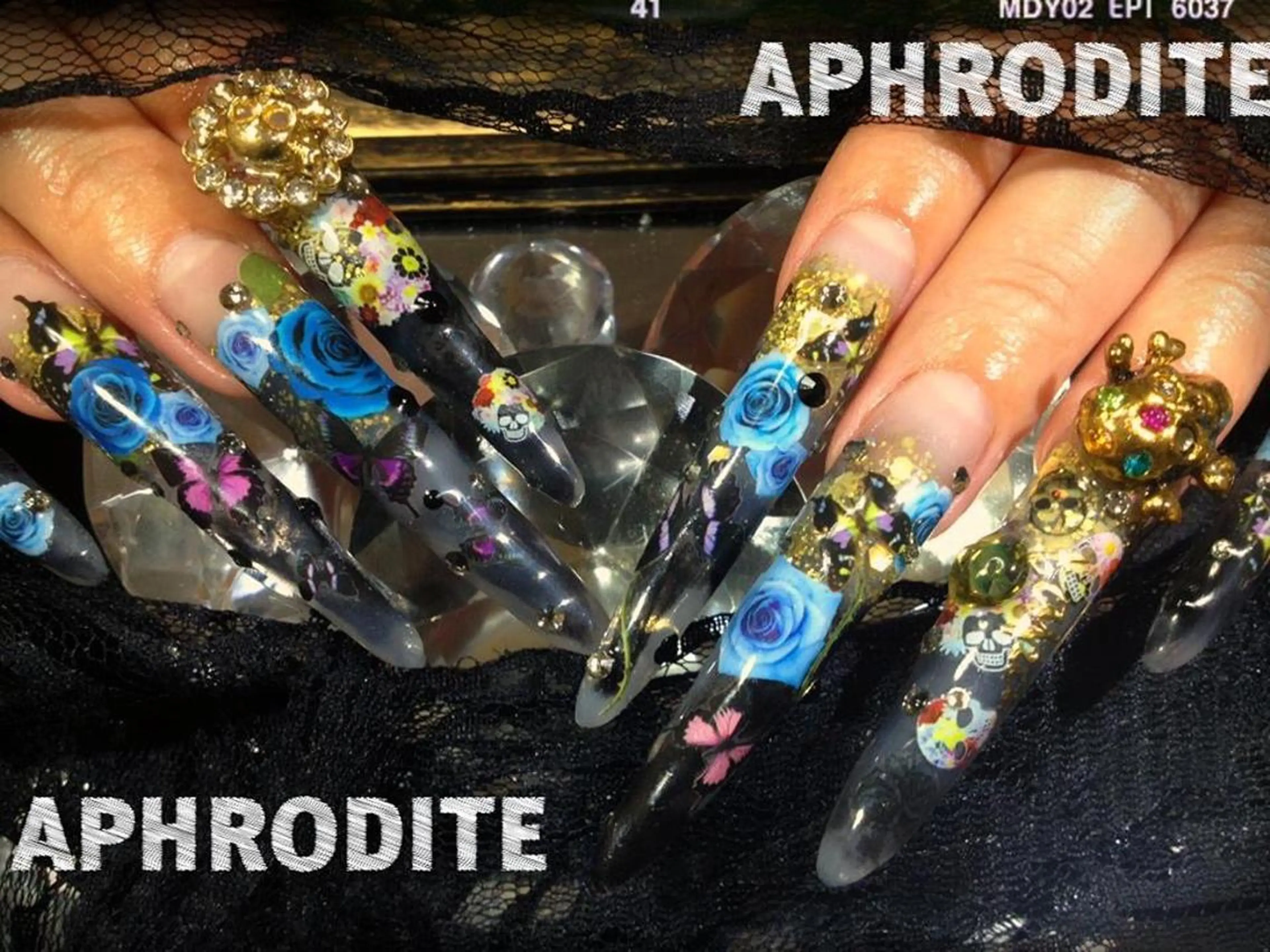 ネイル アートネイル スカルプネイル APHRODITE Nagisaのネイルデザイン