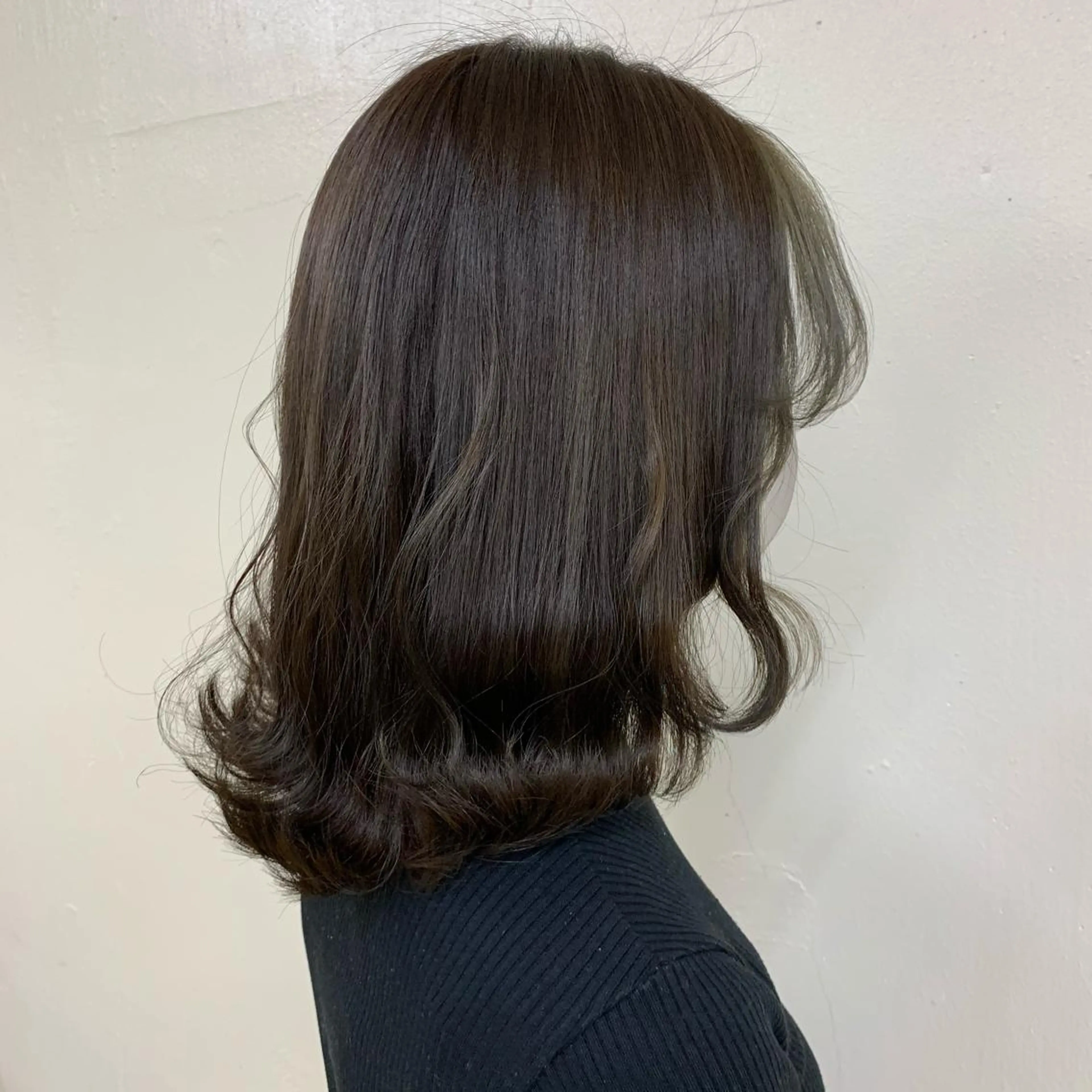 ミディアム カラー ao.eyelash SHIORIの眉毛・アイブロウイメージ