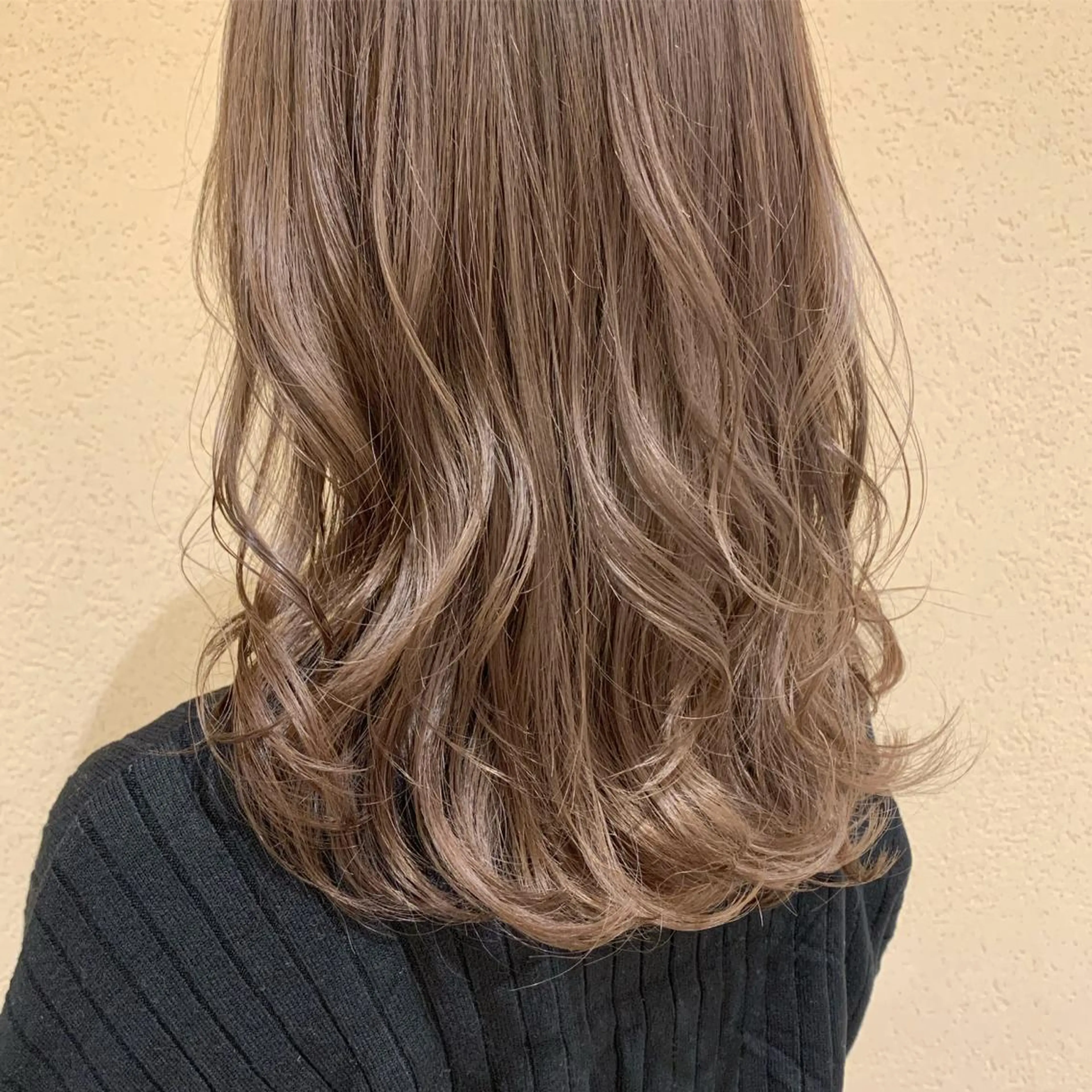 セミロング カラー ベージュカラー ブリーチ ミルキーベージュ GO TODAY SHAiRE SALON所属・𝒢𝒾𝓇𝓁𝓎 ⑅　𝓎𝓊𝓀𝒶のヘアスタイル