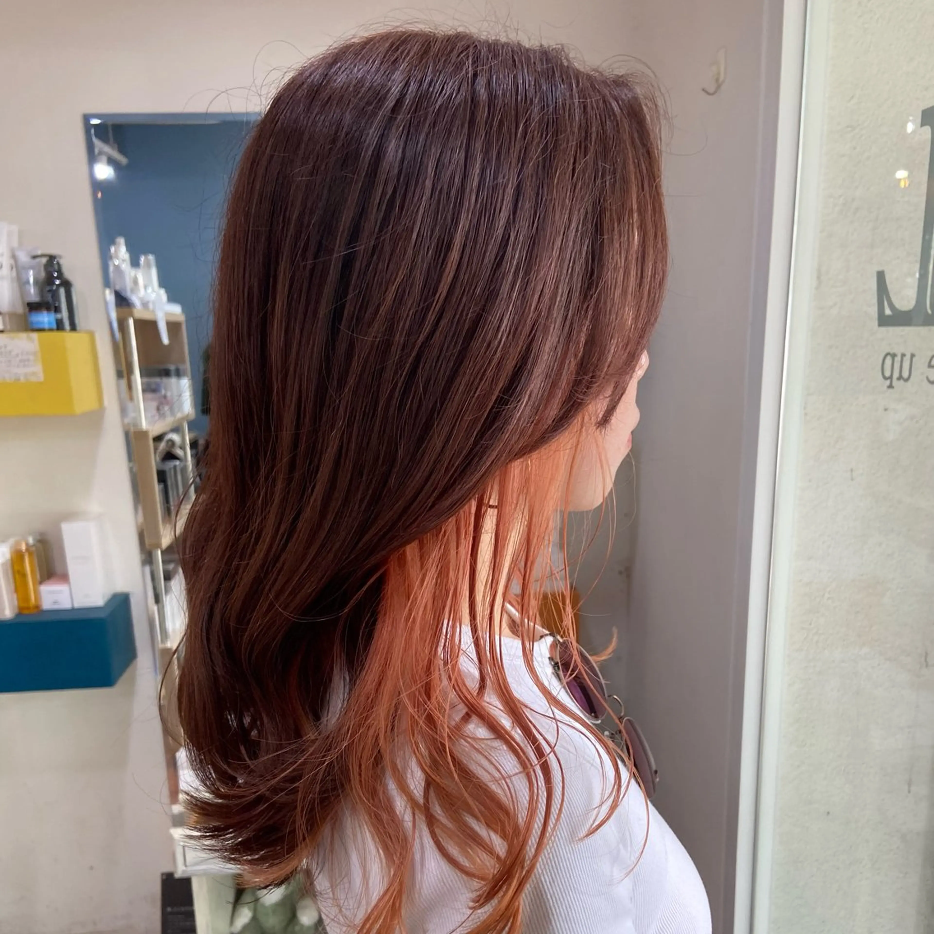 ミディアム カラー インナーカラー ピンクカラー カット ヘアカラー トリートメント 伏見稲荷/髪質改善/ ブリーチ/西川奈穂のヘアスタイル