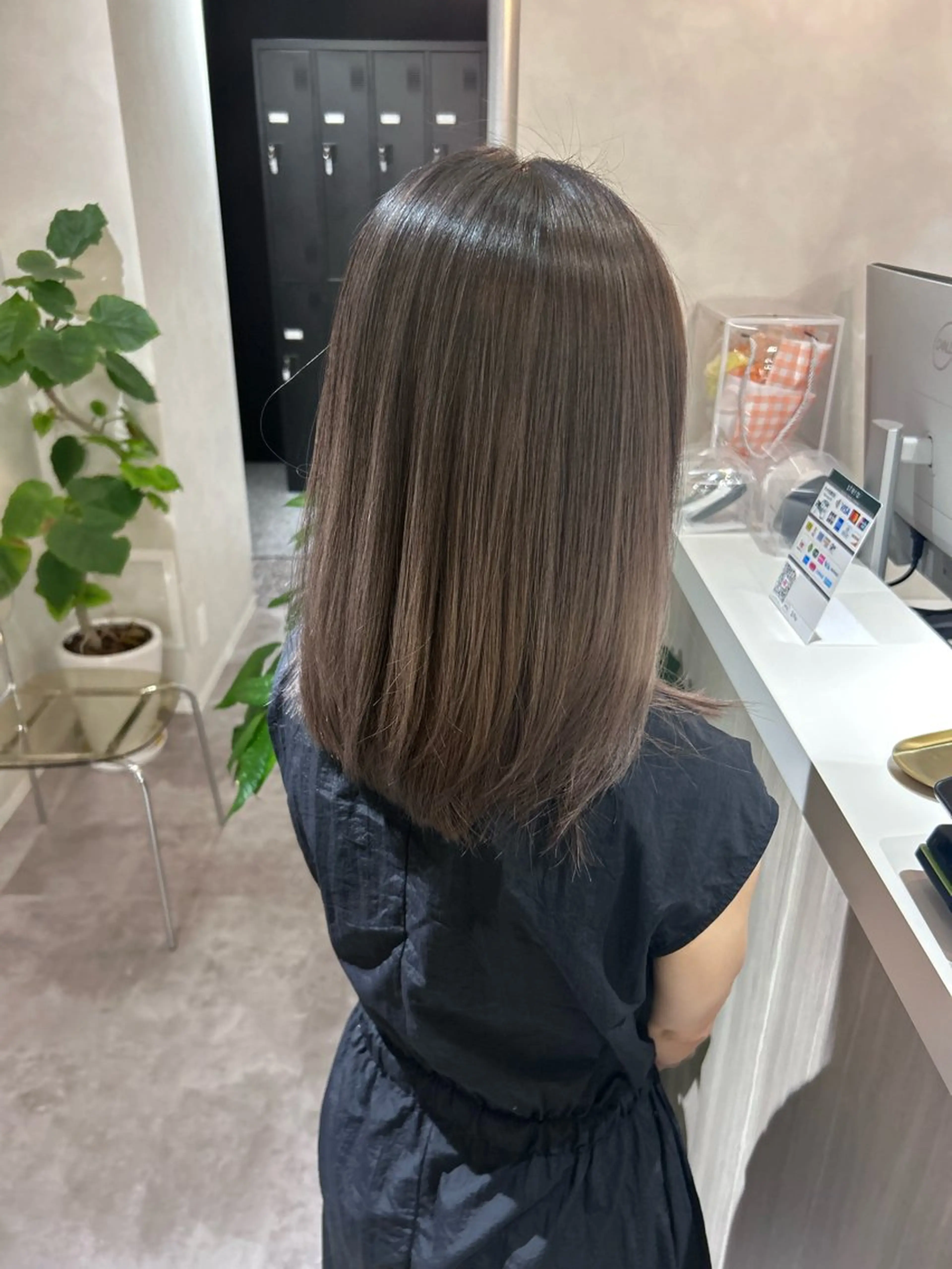 大人気✨カット+外国人風バレイヤージュ💙の写真