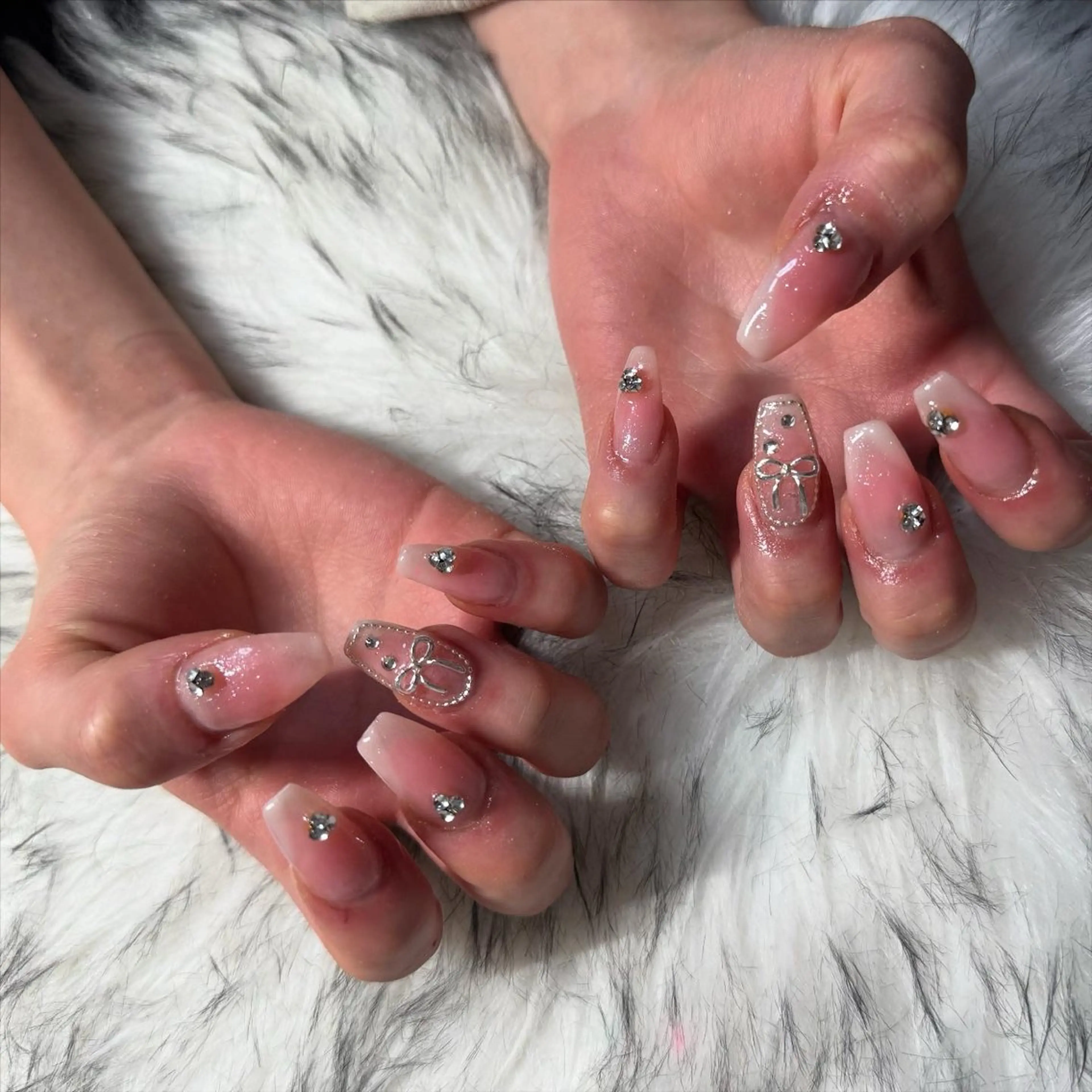 セミロング ハンドネイル mao .のネイルデザイン