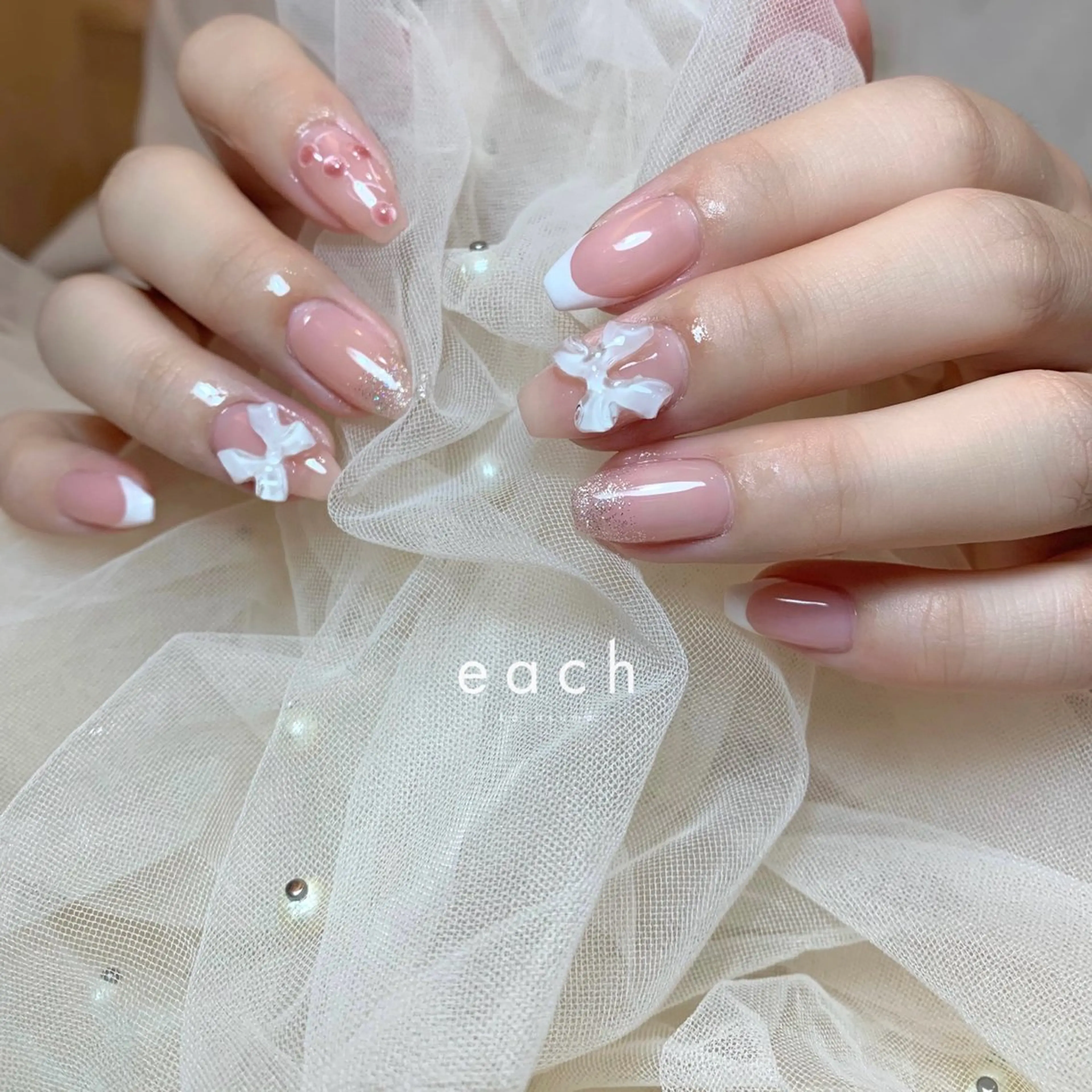 ネイル ハンドネイル each Hibikiのネイルデザイン