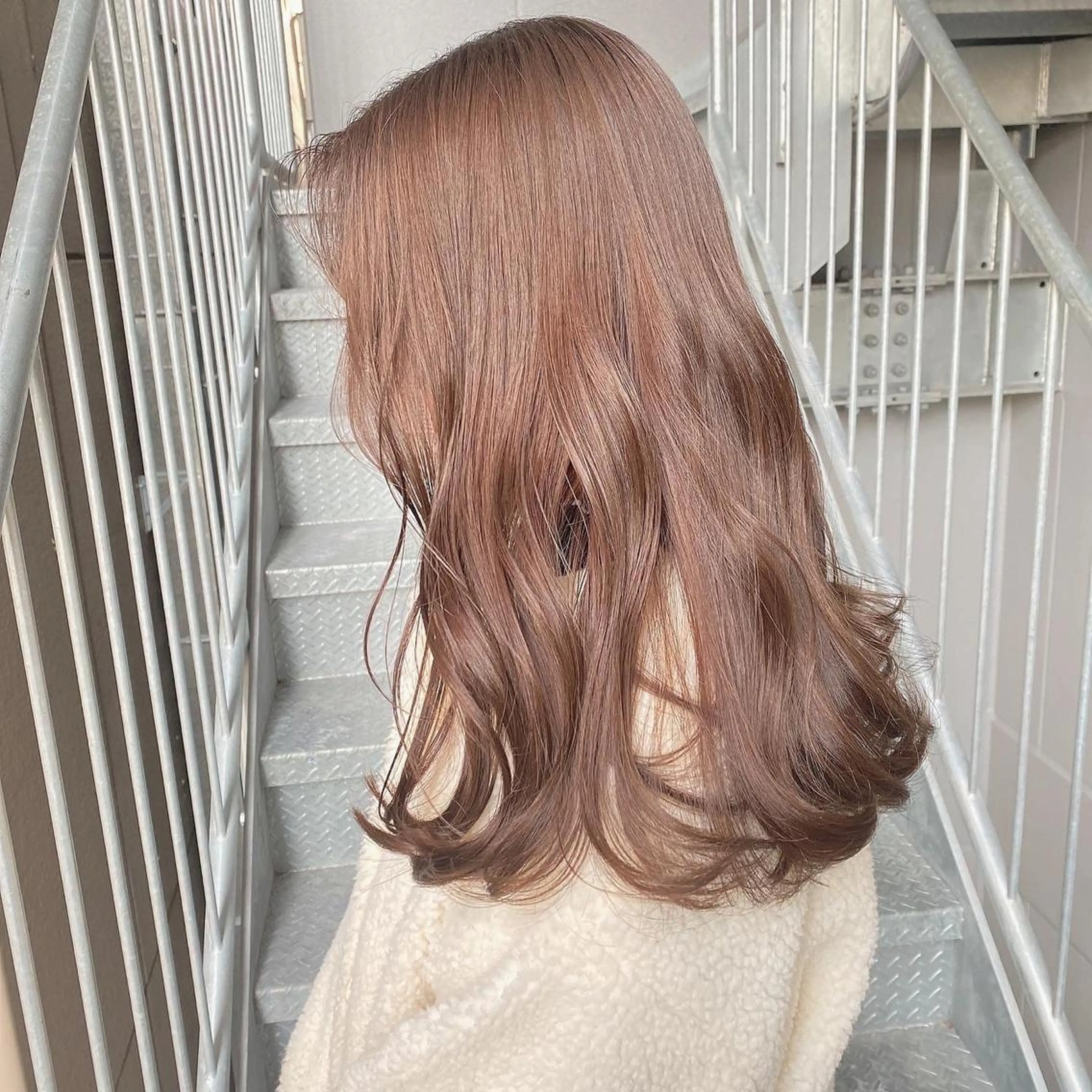 セミロング 大人っぽ上品🤍韓国 レイヤー🤍ふうがのヘアスタイル