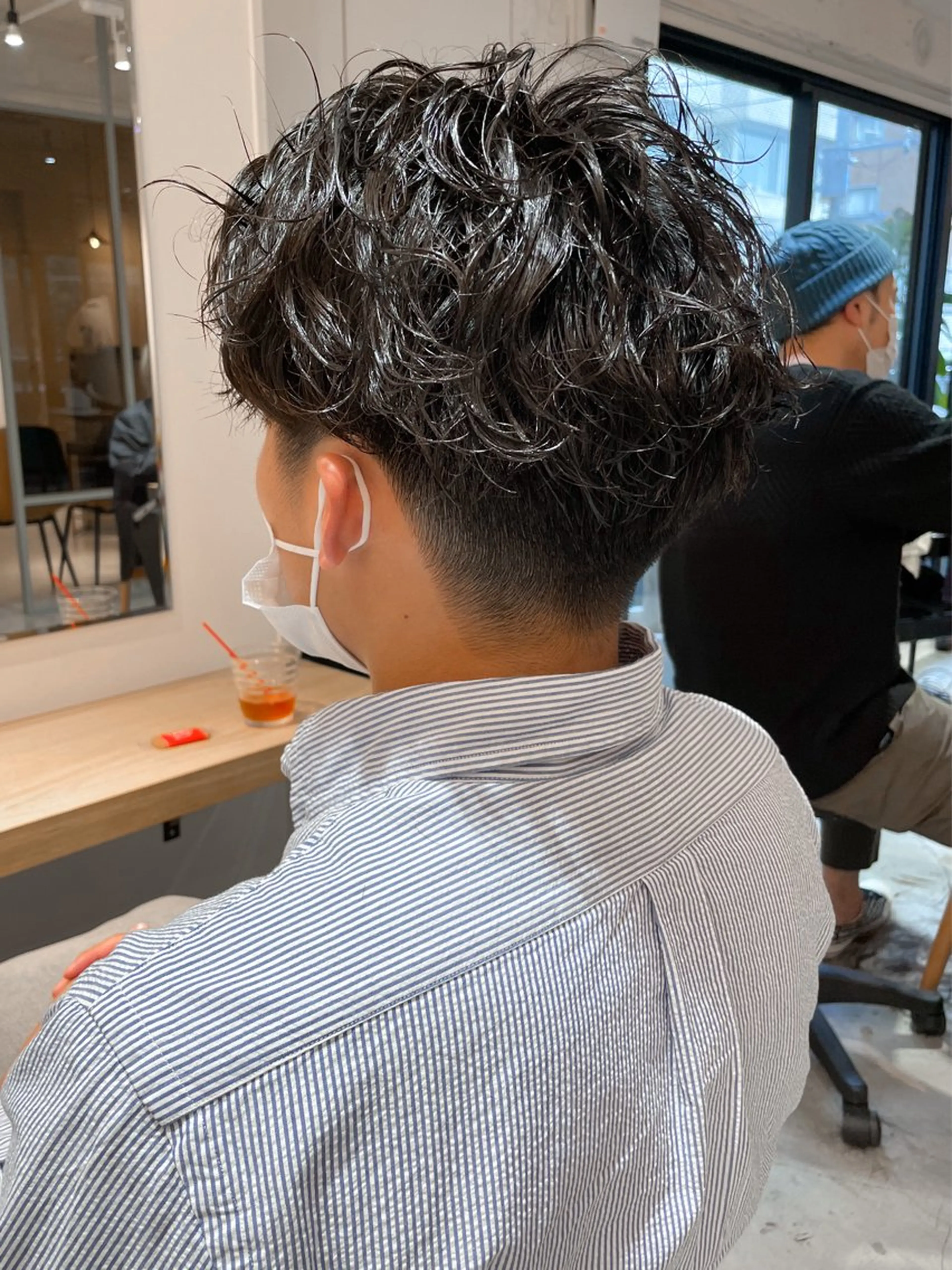 メンズ メンズパーマ 🤍似合わせカット/ 艶カラー/表参道🫧のヘアスタイル