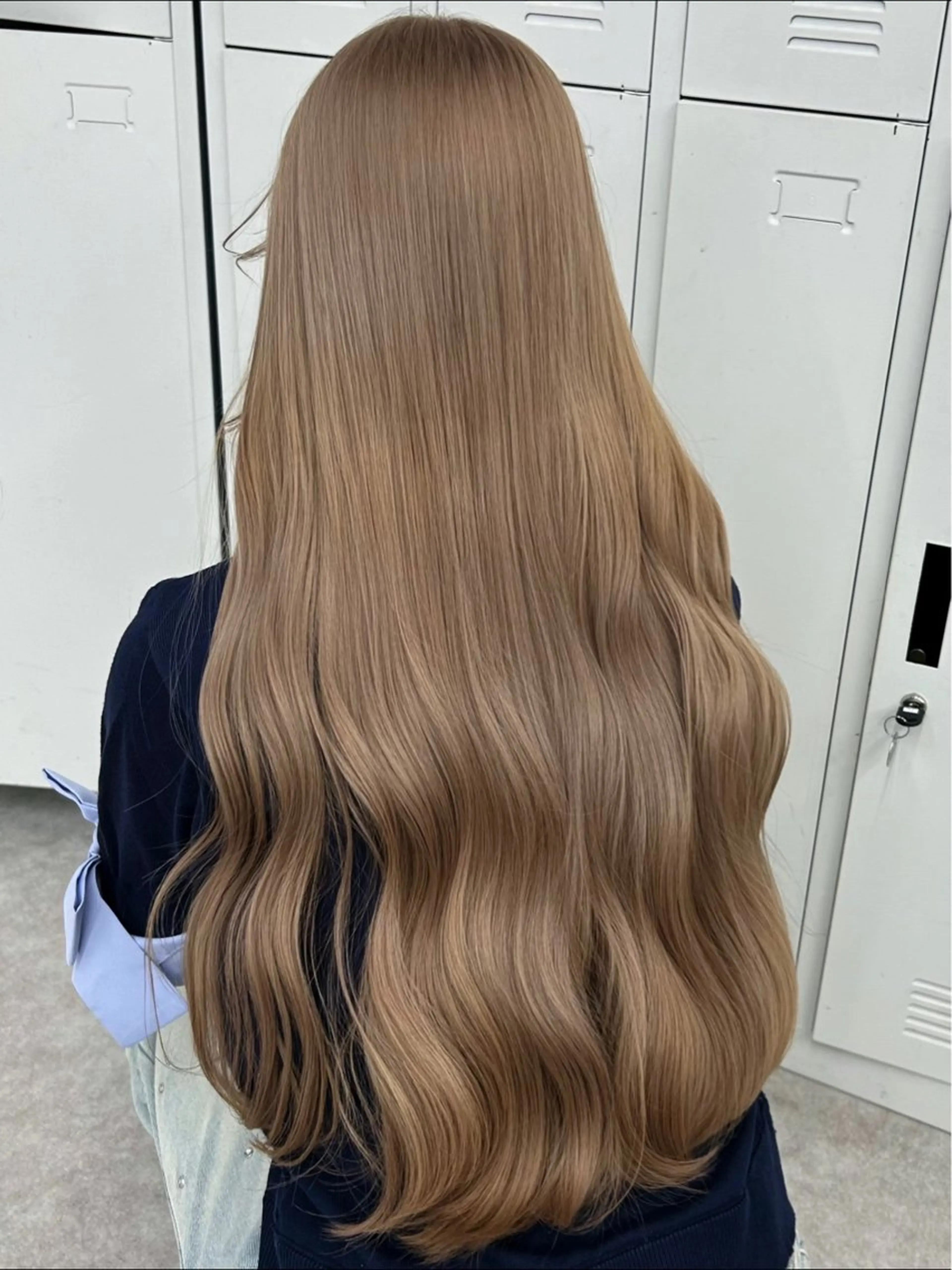ロング カラー アッシュ アッシュブロンド ブロンド ブラウンカラー オリーブグレー ヘアカラー PELE所属・ミルクティー指名 No.1🎀yuiのヘアスタイル