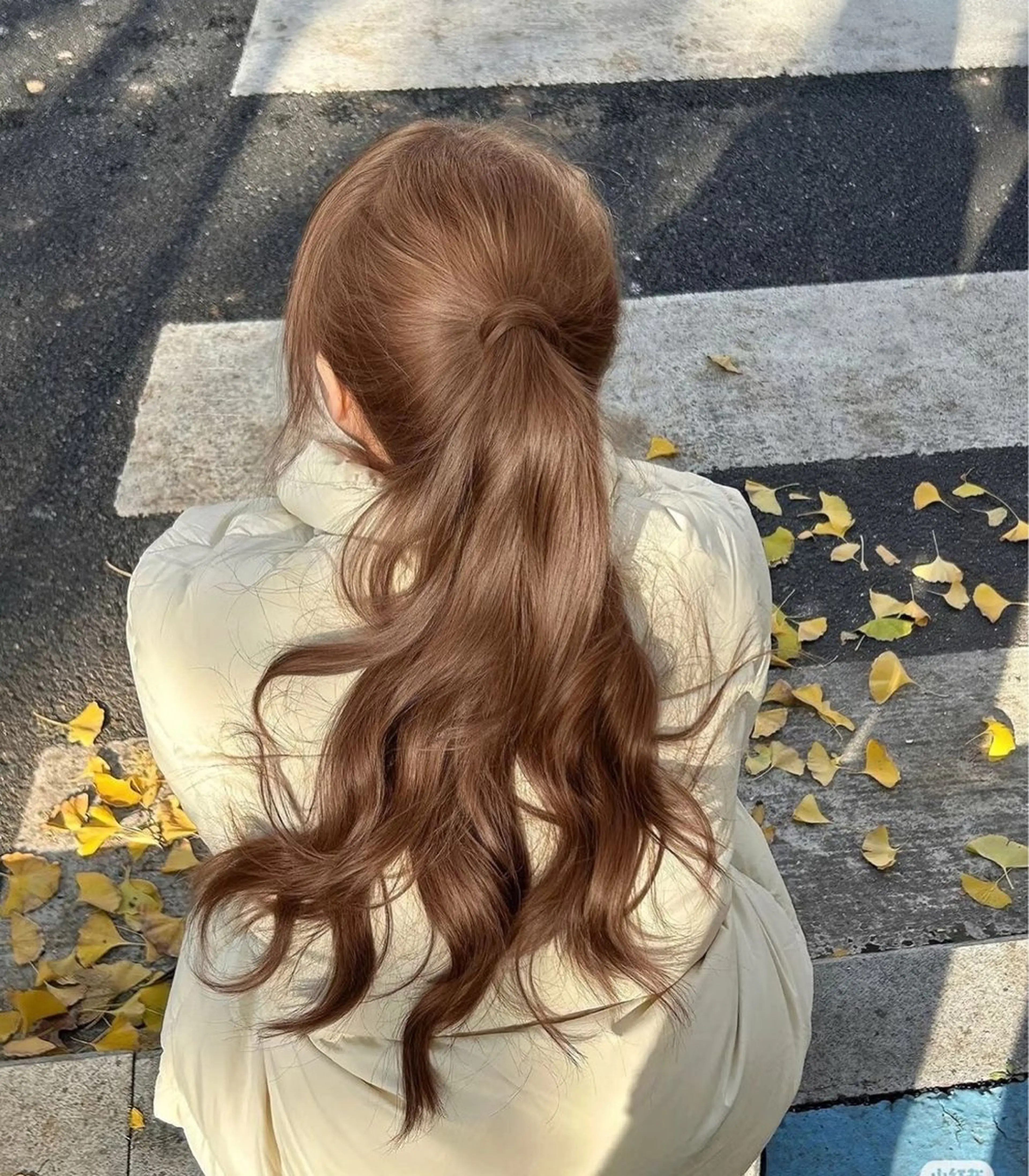 セミロング カラー ヘアアレンジ ベージュカラー ブリーチ ヘーゼル ブリーチなしカラー ヘアカラー トリートメント ヘアセット レイヤーカット 達人♡のヘアスタイル