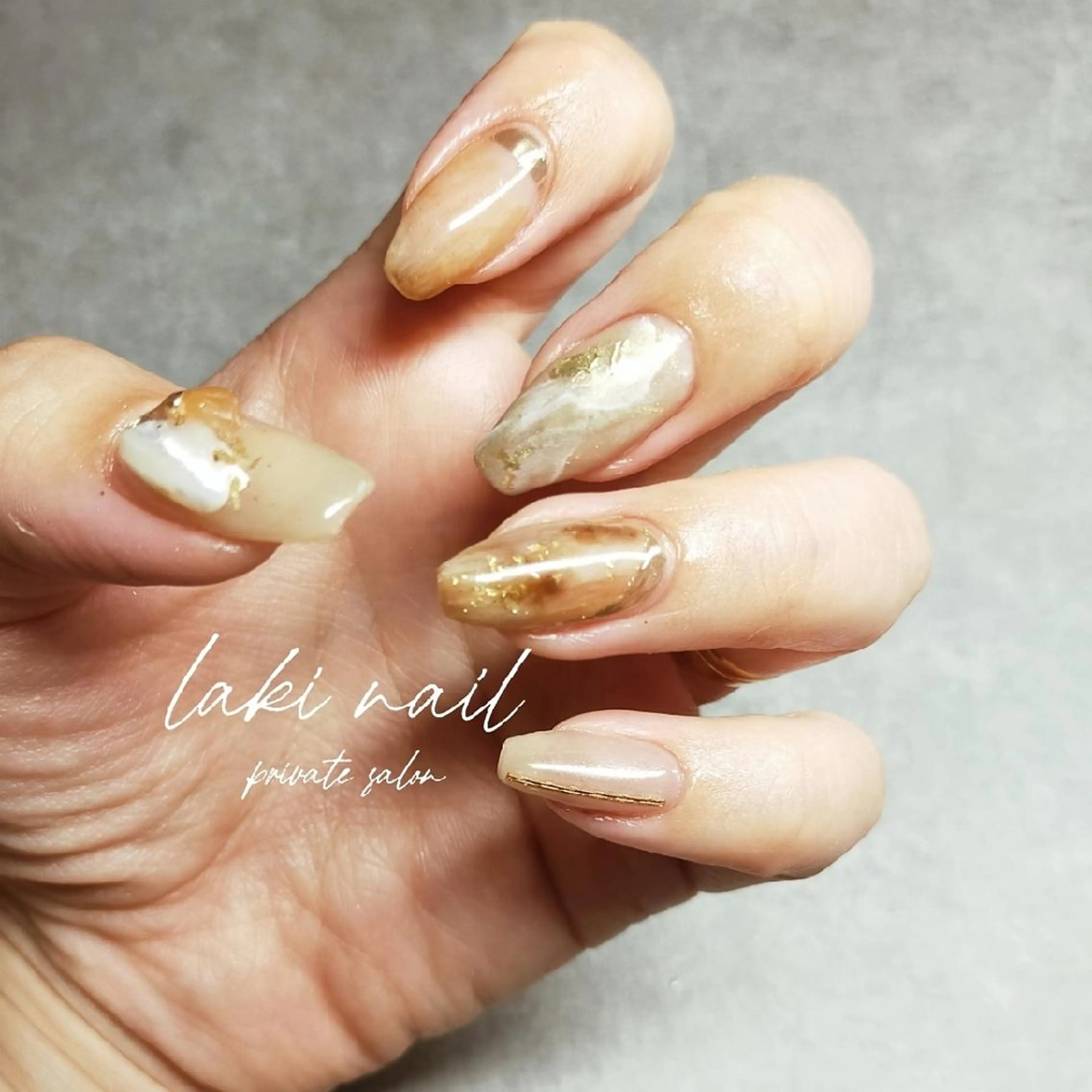 ネイル フレンチネイル ミラーネイル ニュアンスネイル 冬ネイル ハンドネイル by lakiのネイルデザイン