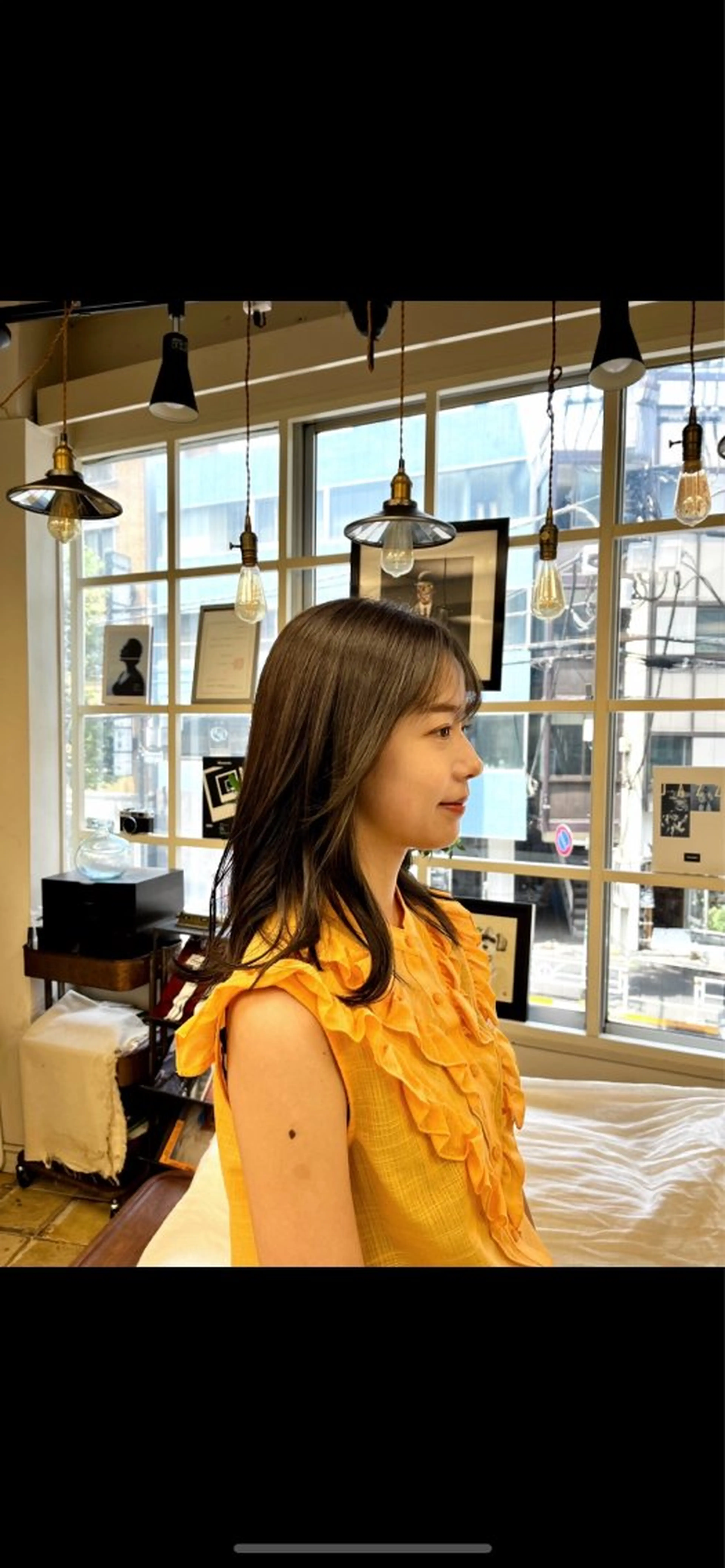 セミロング カラー Gigi 代々木所属・りこ 🐈‍⬛韓国艶カラーのヘアスタイル