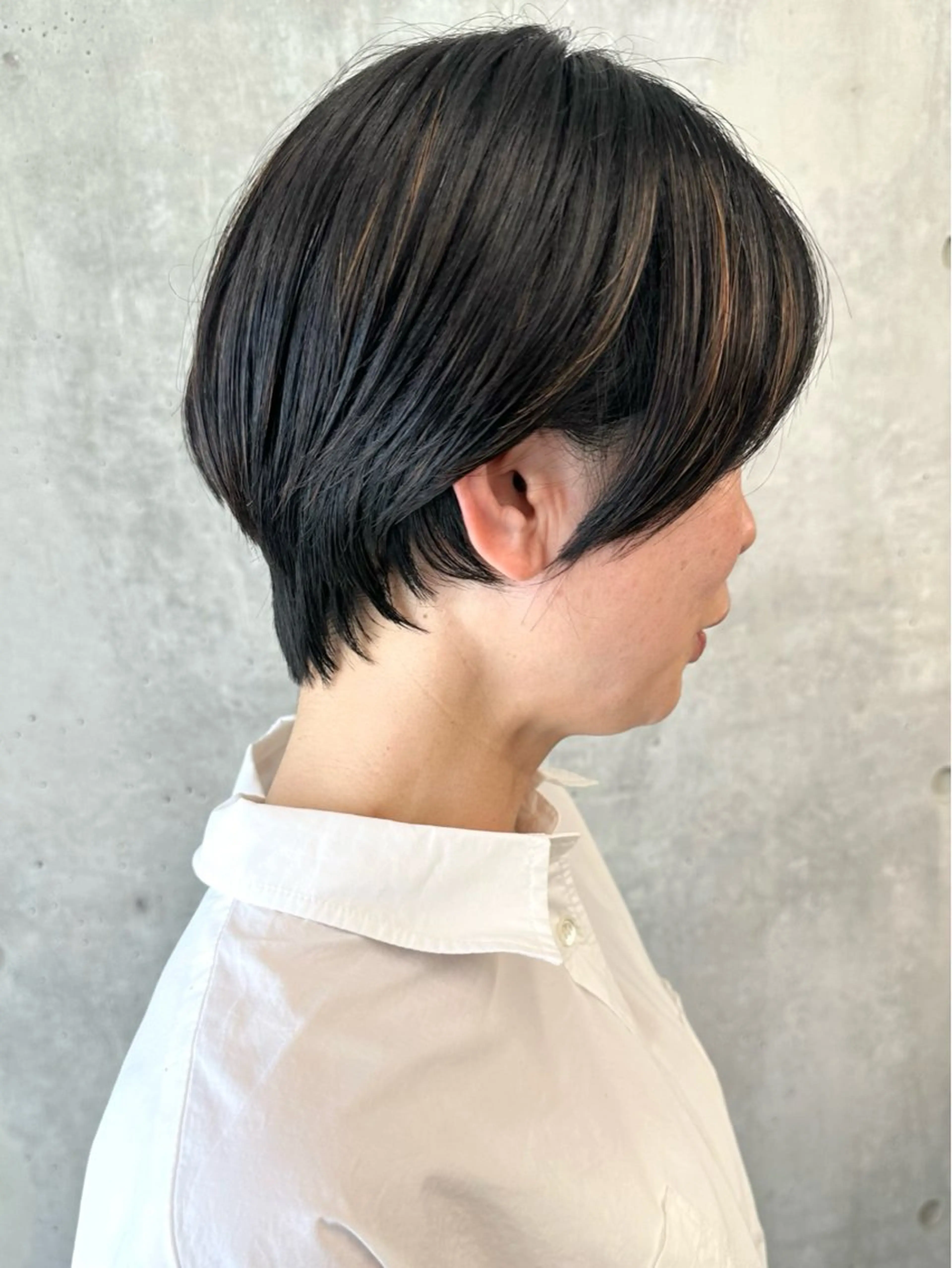 ショート ショートヘア カット トリートメント ヘッドスパ とうい/パーマボブ/ くせ毛/丸みボブのヘアスタイル