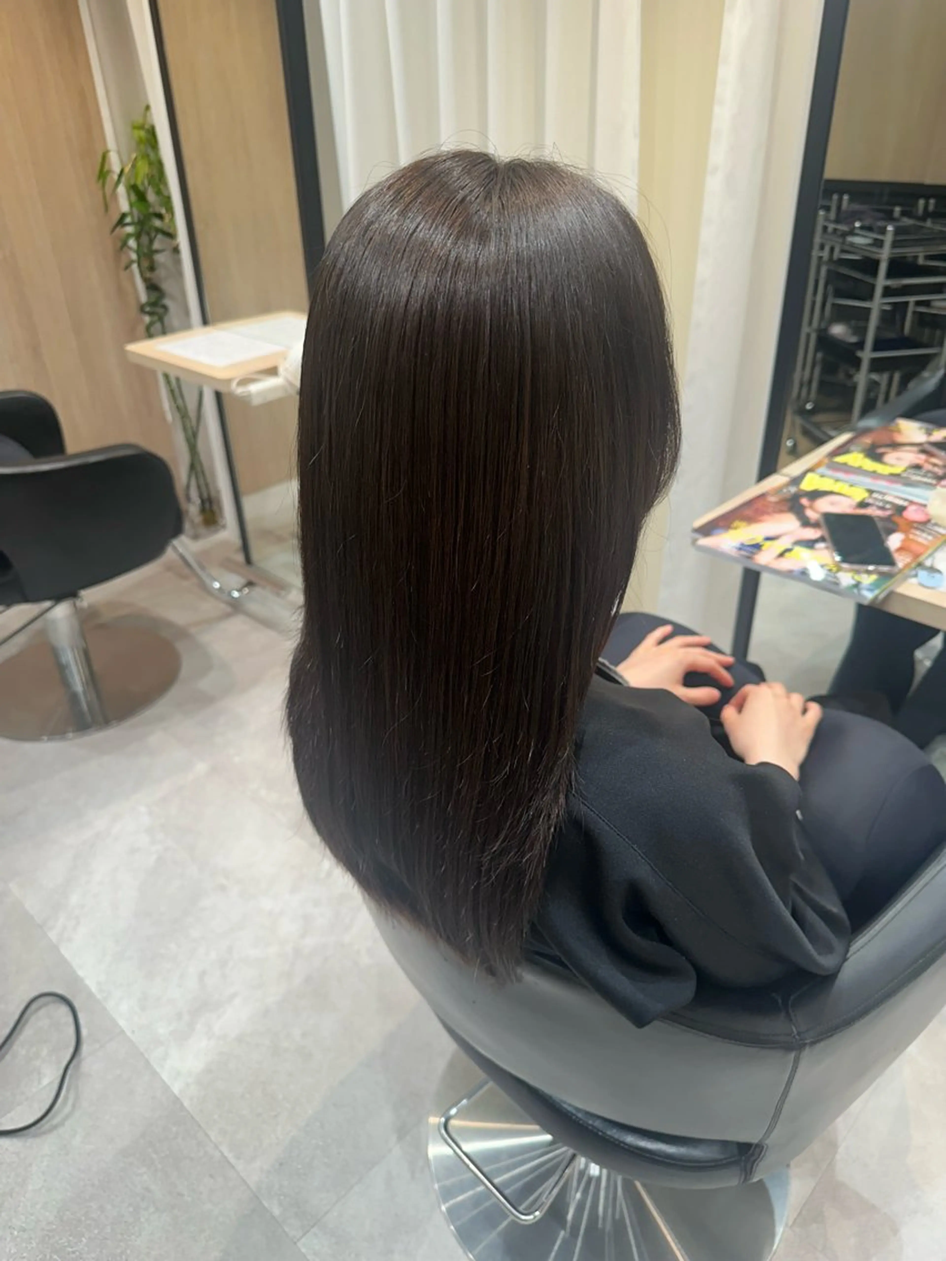 ロング カラー ヘアカラー L.O.G SHIBUYA所属・随時募集中 🟡SUMIKAのヘアスタイル