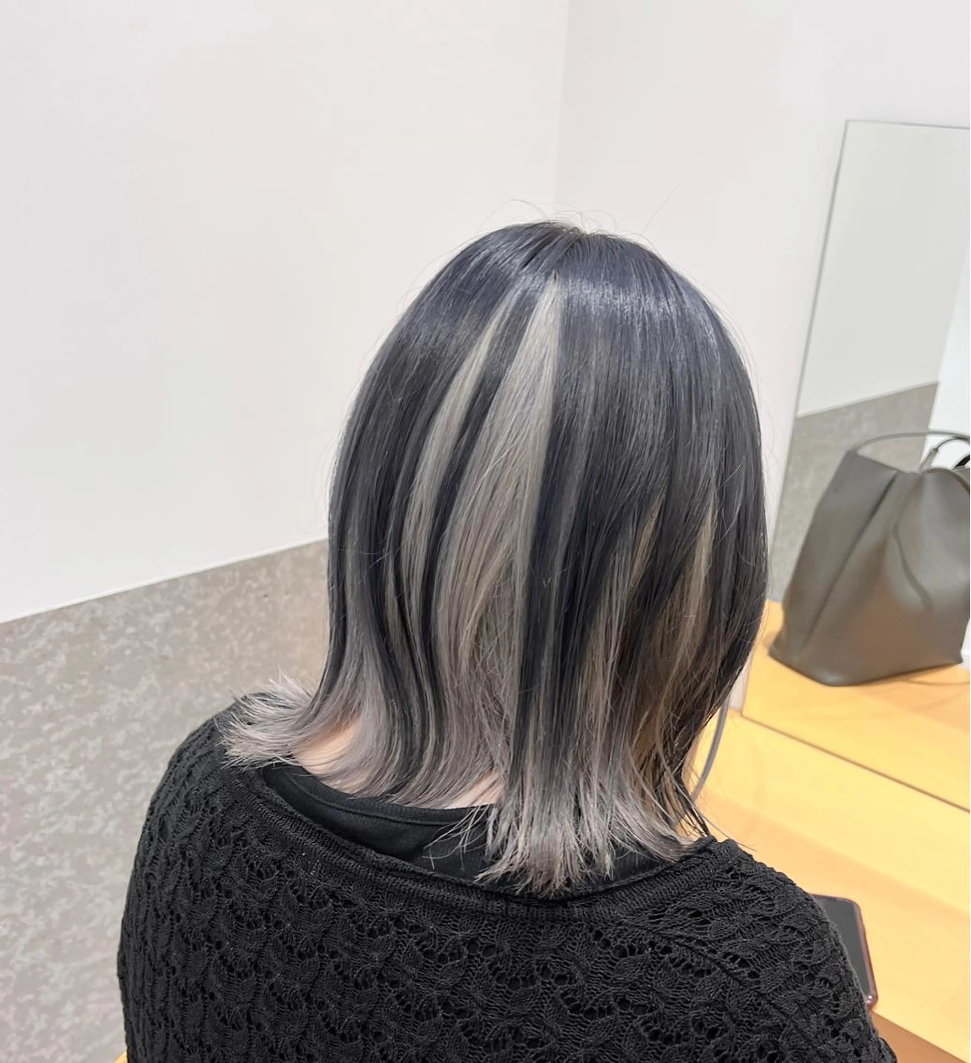 ミディアム カット ヘアカラー トリートメント ally hairsalon所属・Emi .のヘアスタイル