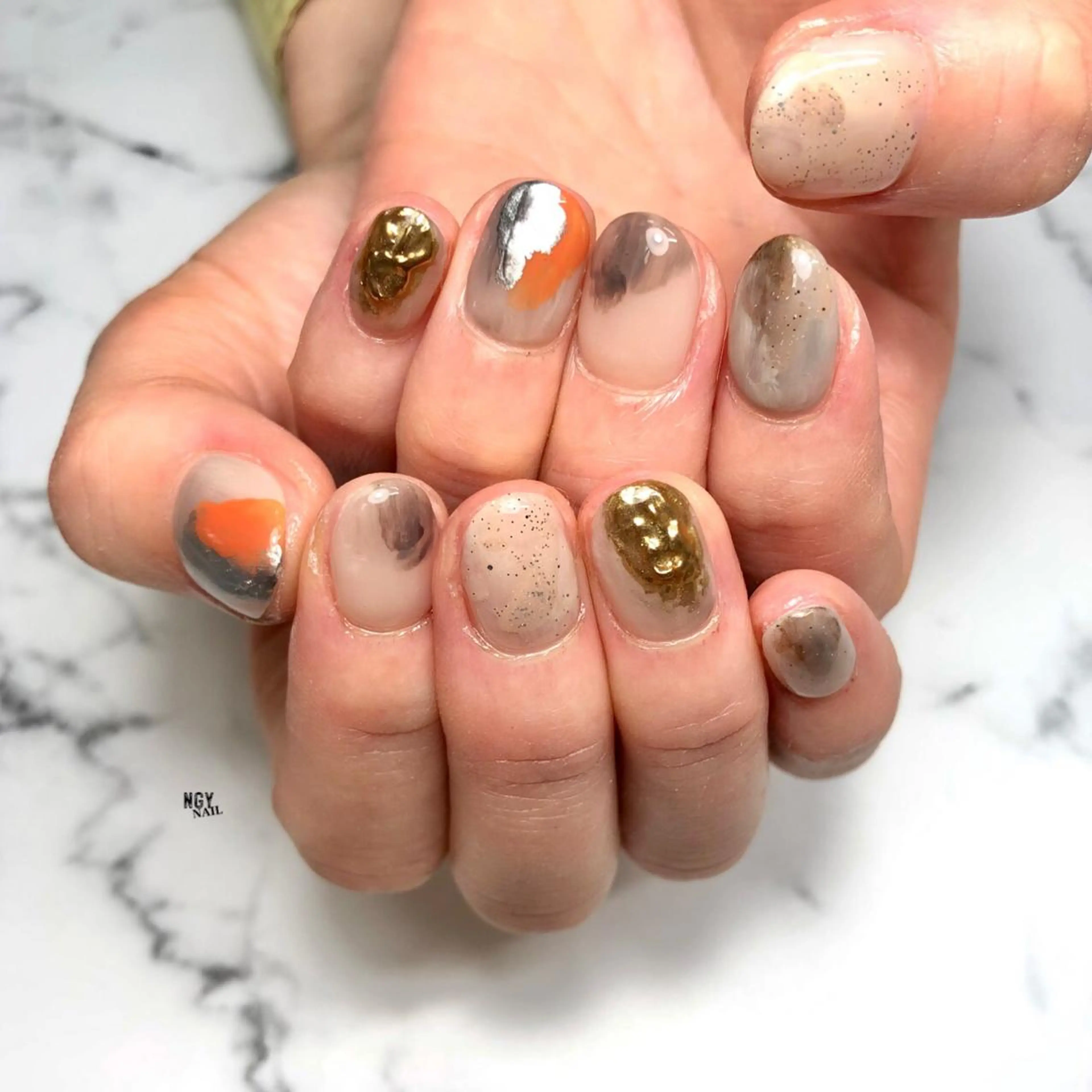 ネイル ジェルネイル ミラーネイル ニュアンスネイル パラジェル ハンドネイル NAIL NOWのネイルデザイン