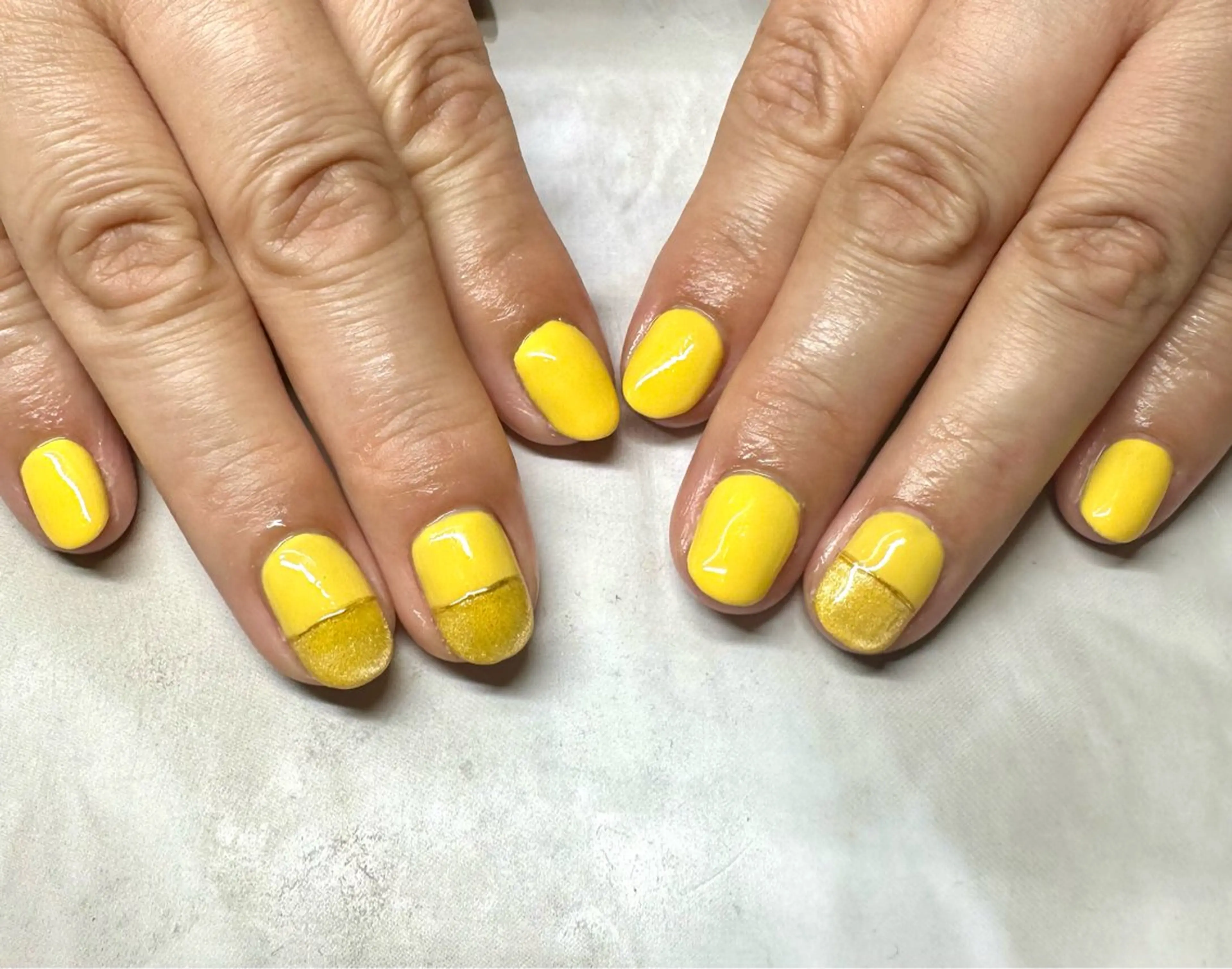 ネイル マグネットネイル ミラーネイル ハンドネイル Tanemoto所属・Ueda Rieのネイルデザイン