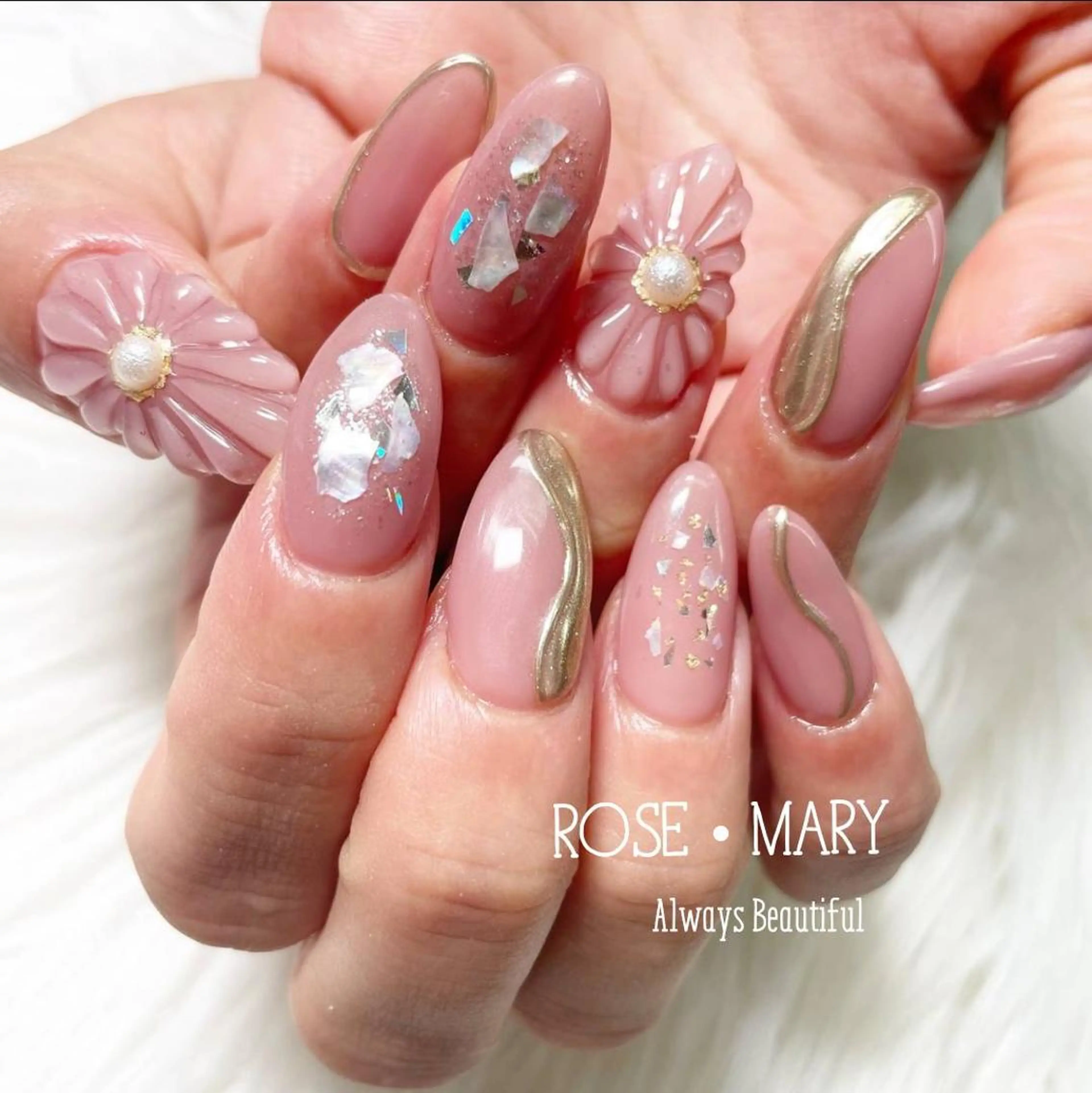 ネイル ハンドネイル ROSE・ MARY 鈴木のネイルデザイン