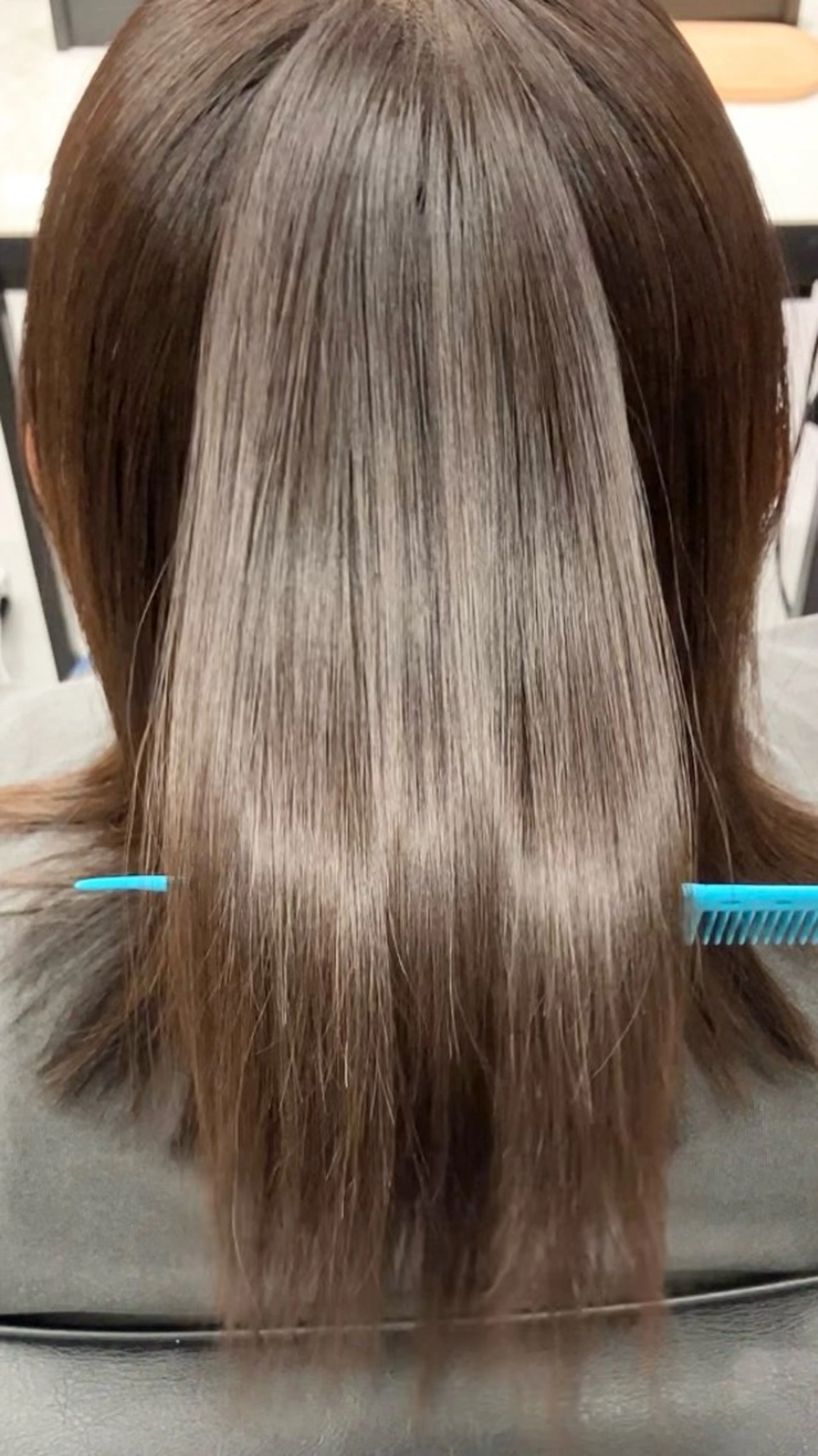 ミディアム カット 縮毛矯正 BAE所属・落合孝臣/新潟駅南 /髪質改善のヘアスタイル