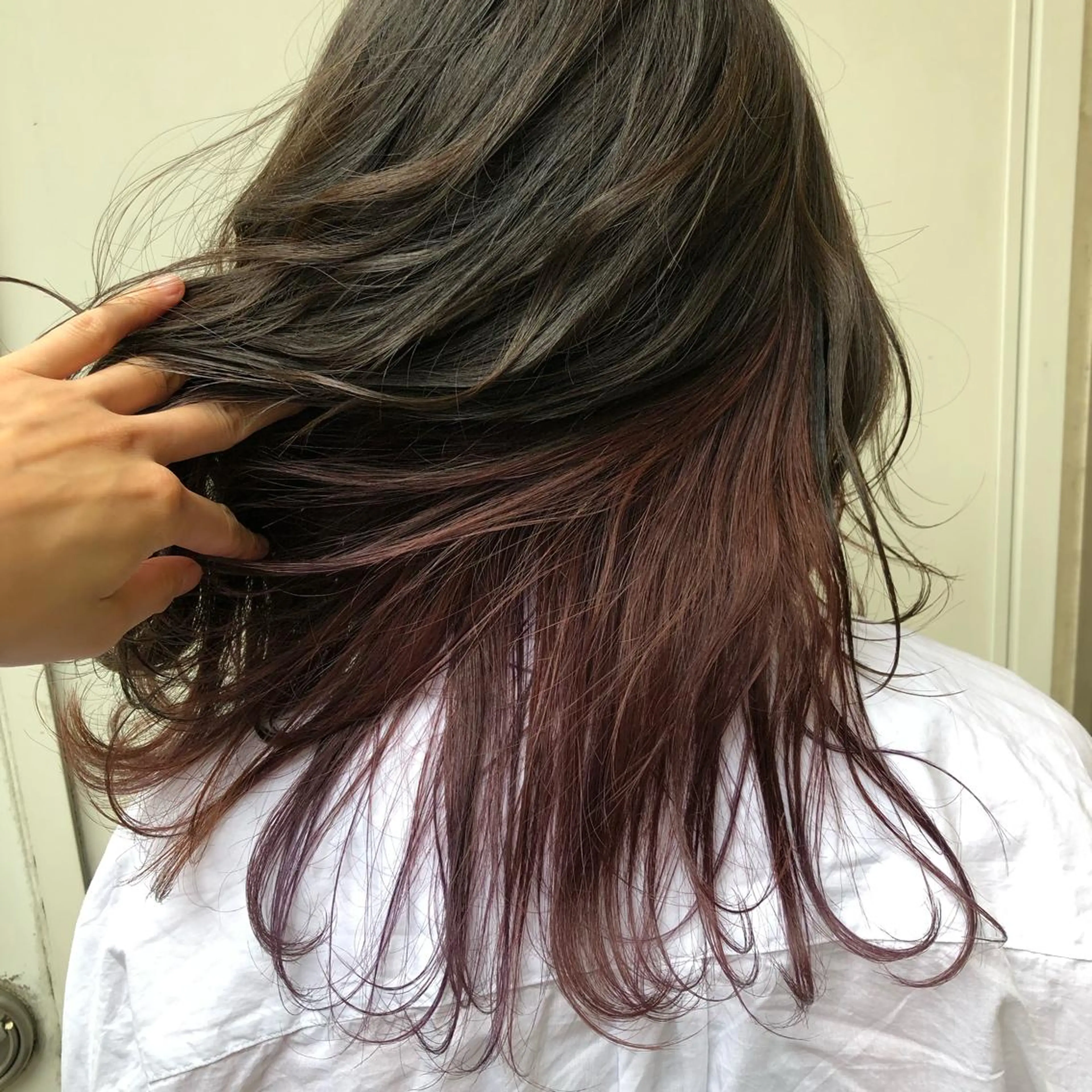 セミロング カラー パーマ ヘアアレンジ インナーカラー entality所属・暖色ボブ 🍊rikakoのヘアスタイル