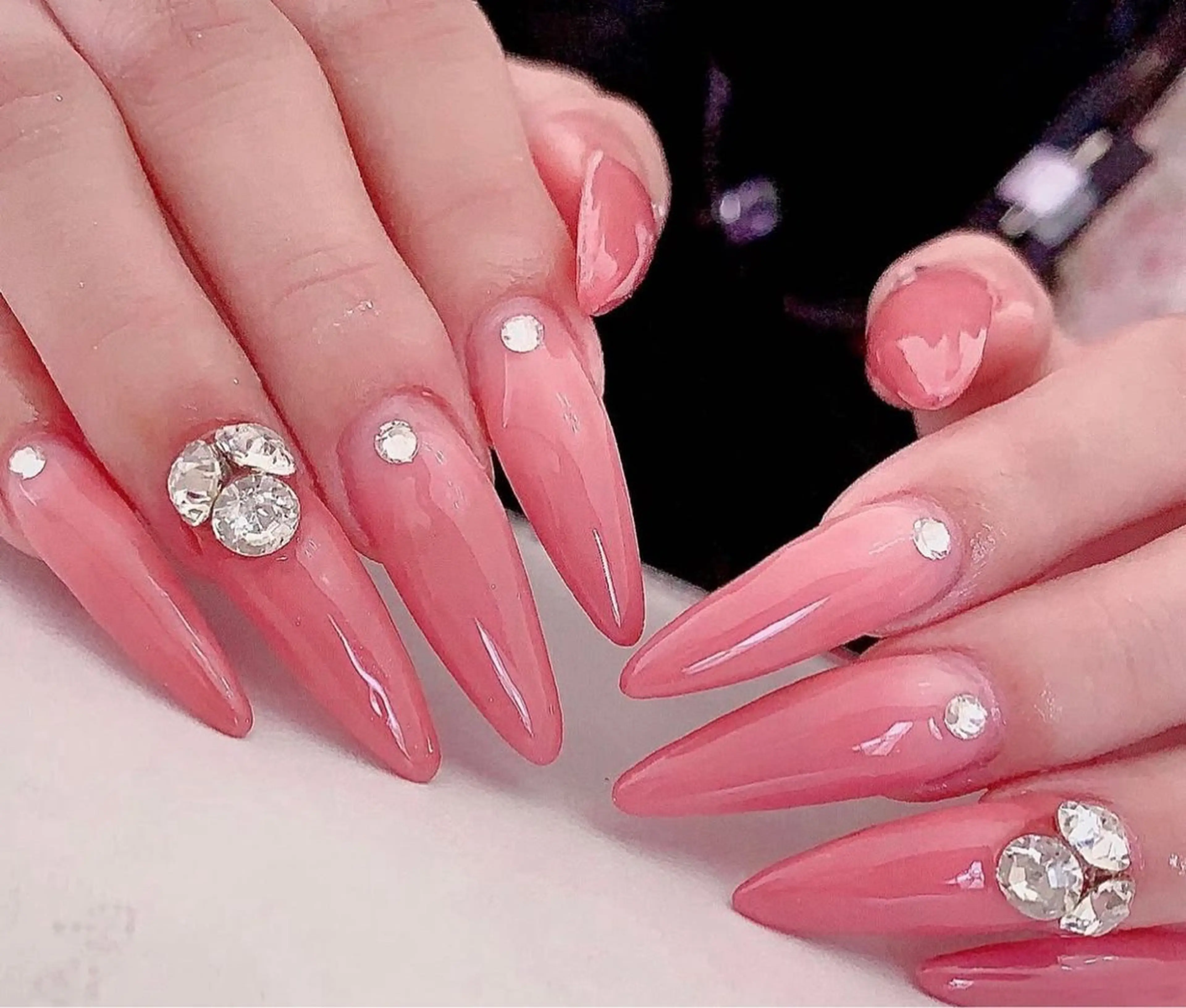 ネイル えくにゃん所属・AMAGASAKI LISAのネイルデザイン