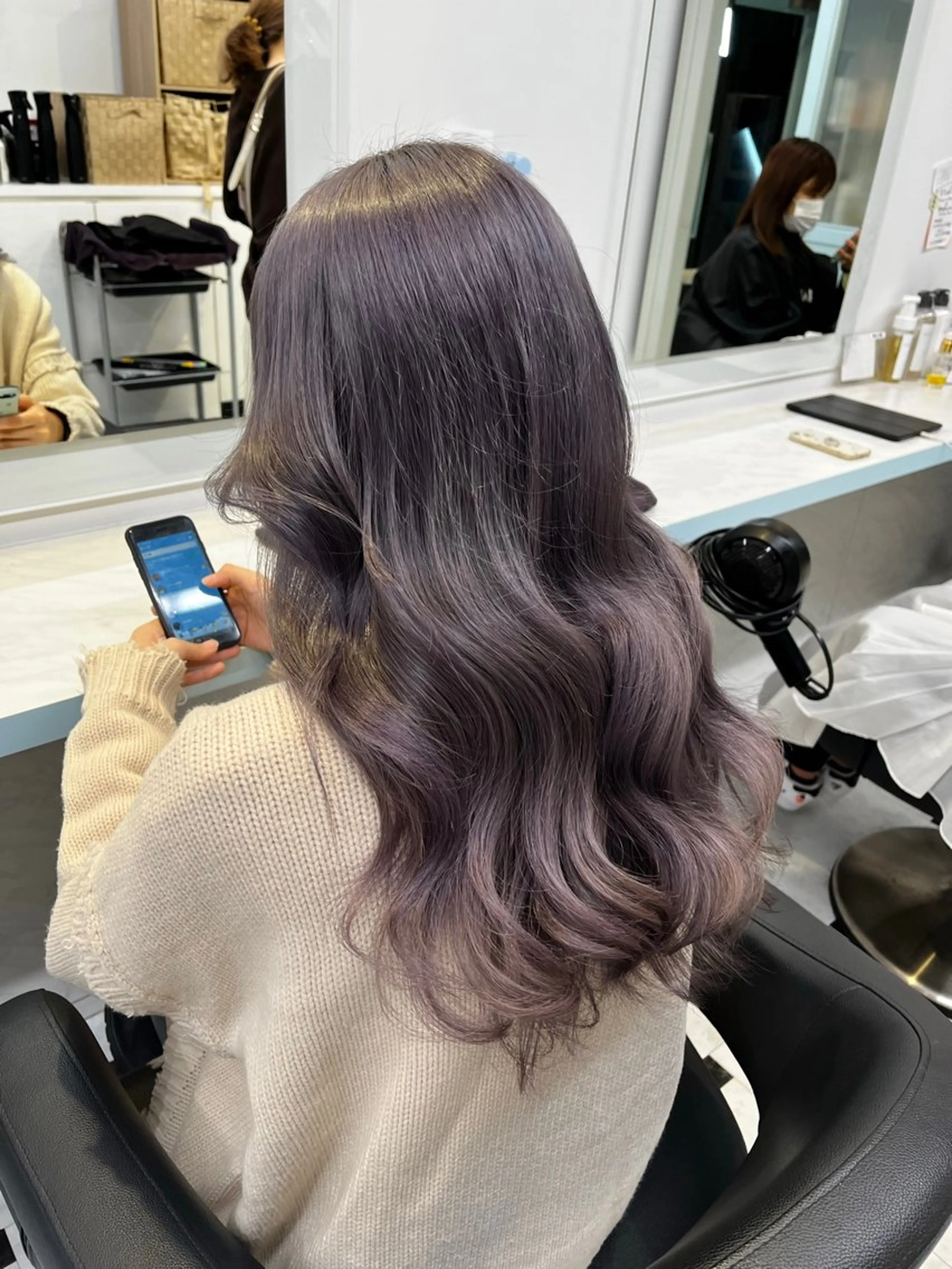セミロング カラー ヘアカラー トリートメント ブリーチカラー 🩵MIZUKIのヘアスタイル