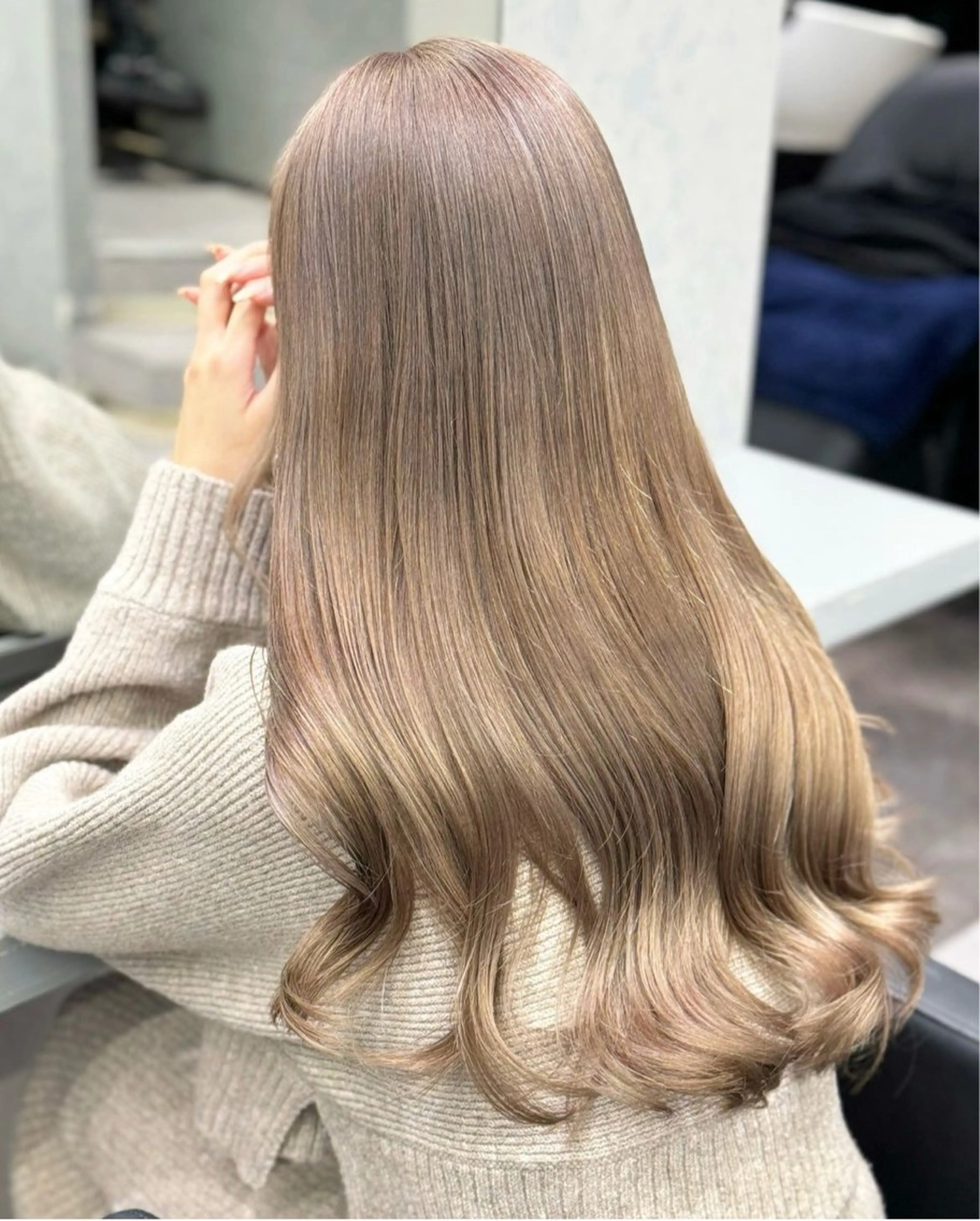 ロング シールエクステ エクステ 外国人風カラー 髪質改善 韓国風ヘア カット ヘアカラー トリートメント elyts-omotesando-所属・【elyts】 𝑲𝑶𝑼𝑲𝑰のヘアスタイル