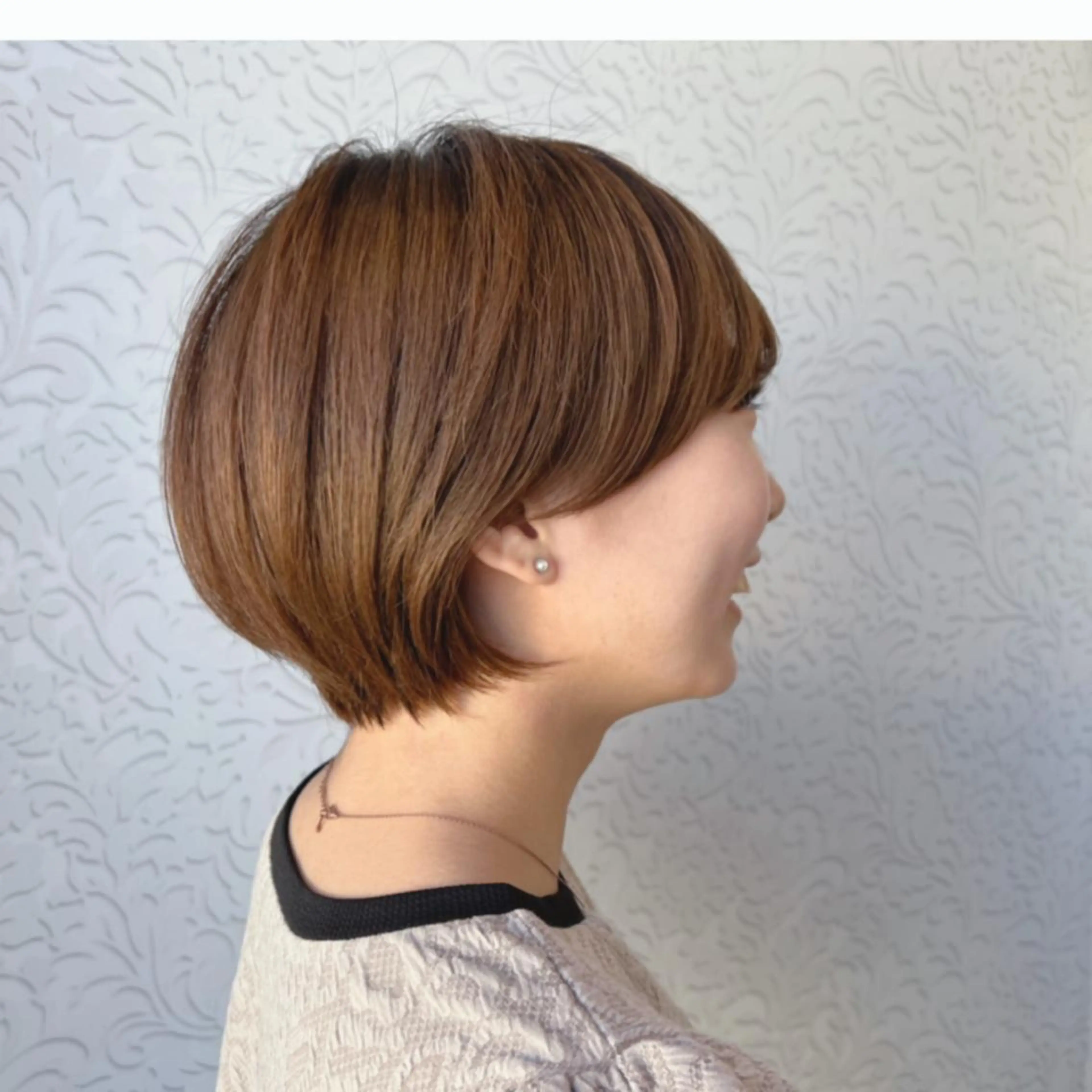 ショート PETZjasmine所属・顔周りカット/透明感 カラー🤍大塚蛍のヘアスタイル