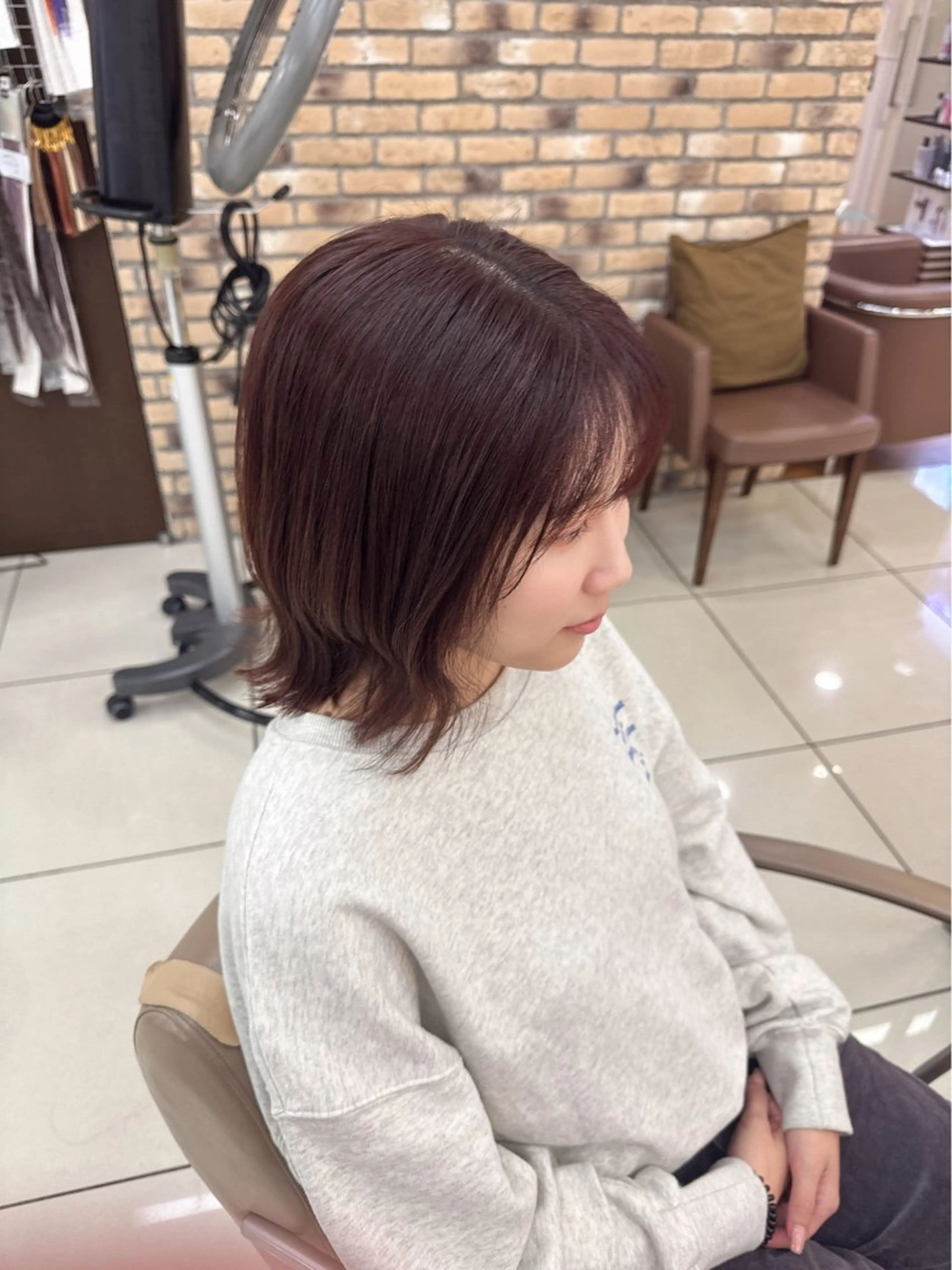 ミディアム カット ヘアカラー メンズカット／ボブ ショート／髪質改善のヘアスタイル