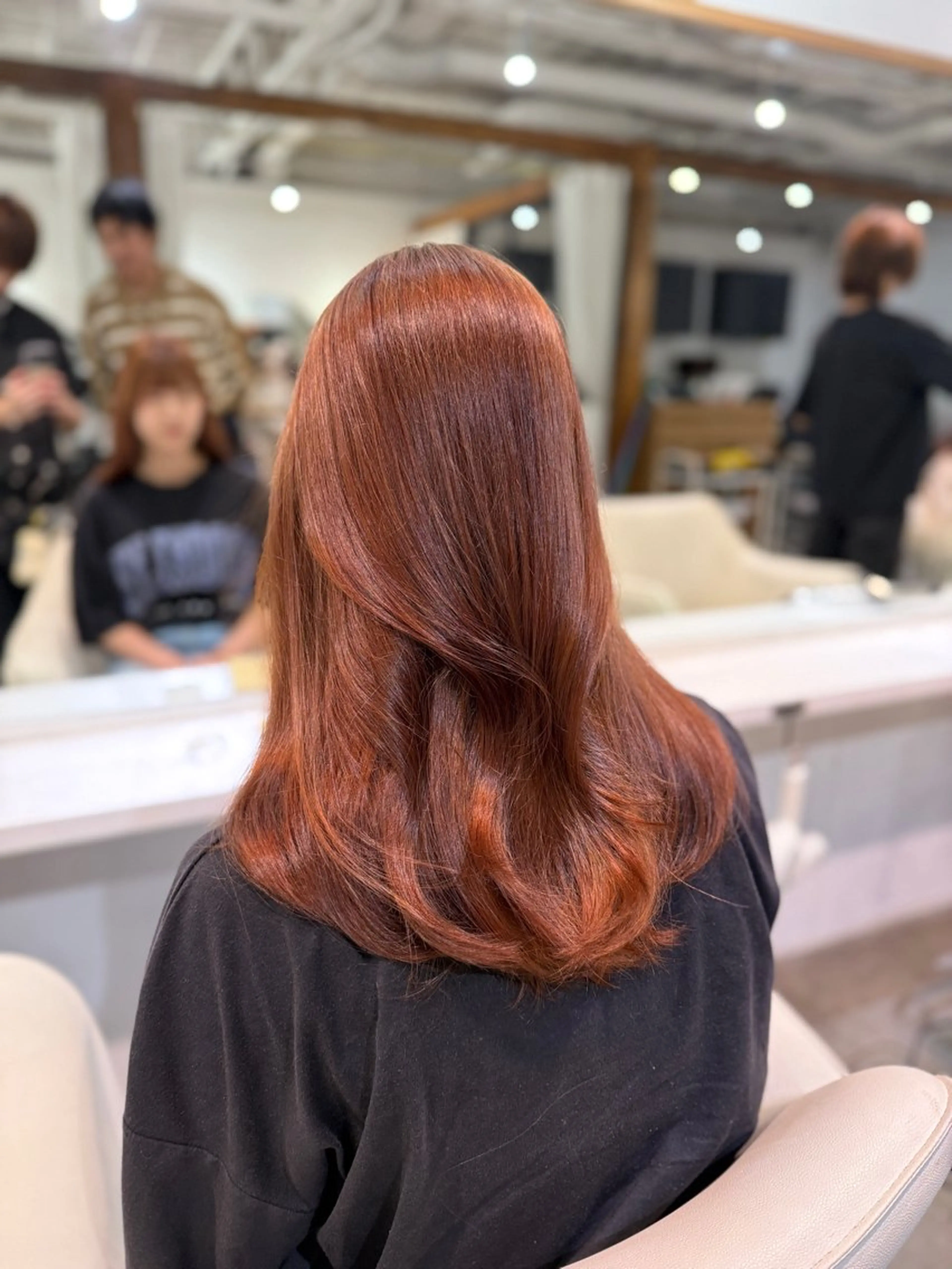 ロング カラー ベージュカラー ブリーチ ダブルカラー 顔周りカット 髪質改善 カット ヘアカラー トリートメント 京都韓国ヘア🇰🇷 /髪質改善/レイヤーのヘアスタイル