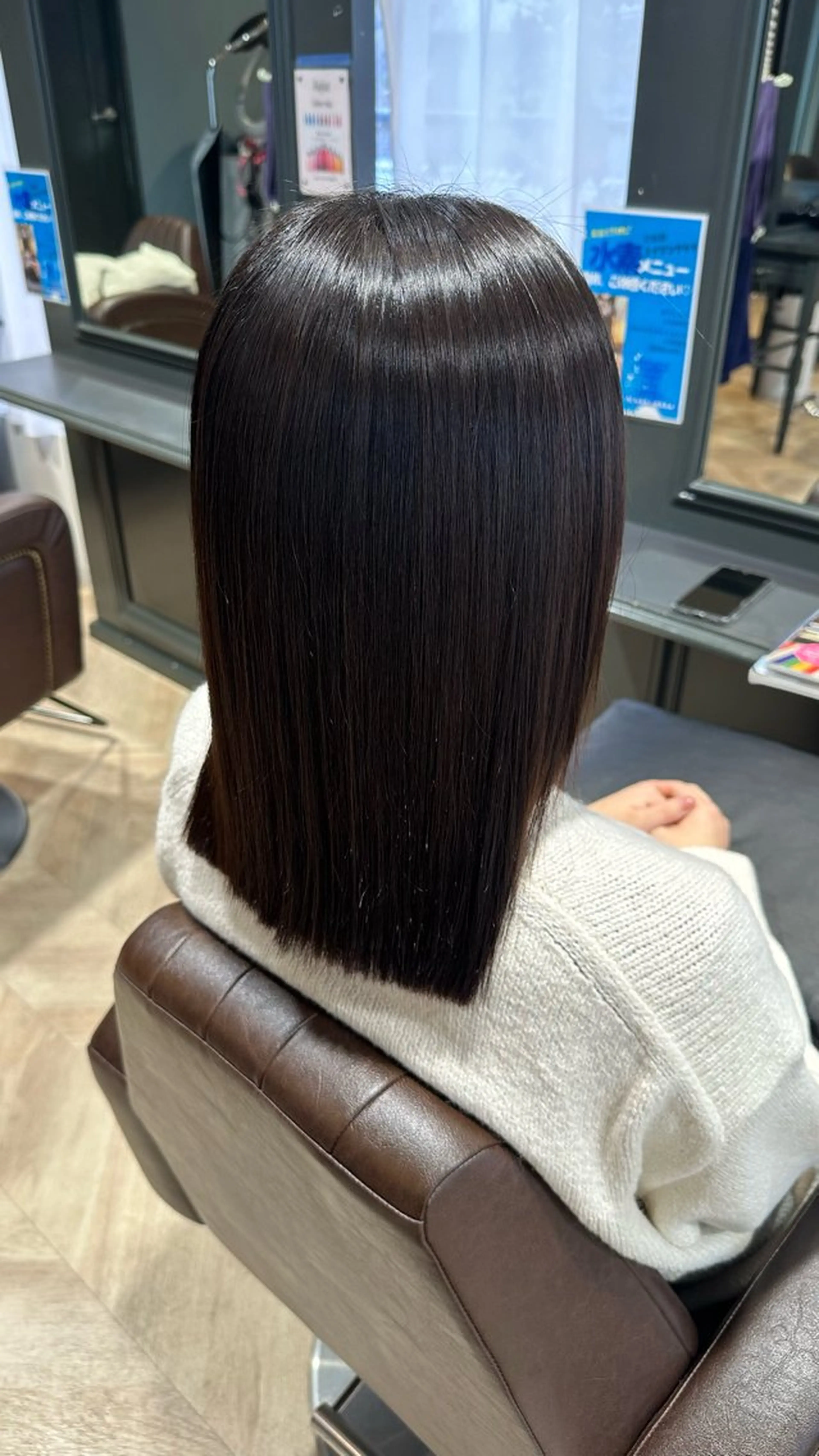 ミディアム ヘアカラー トリートメント 縮毛矯正／透明感カラ ー／西梅田/川上京香のヘアスタイル