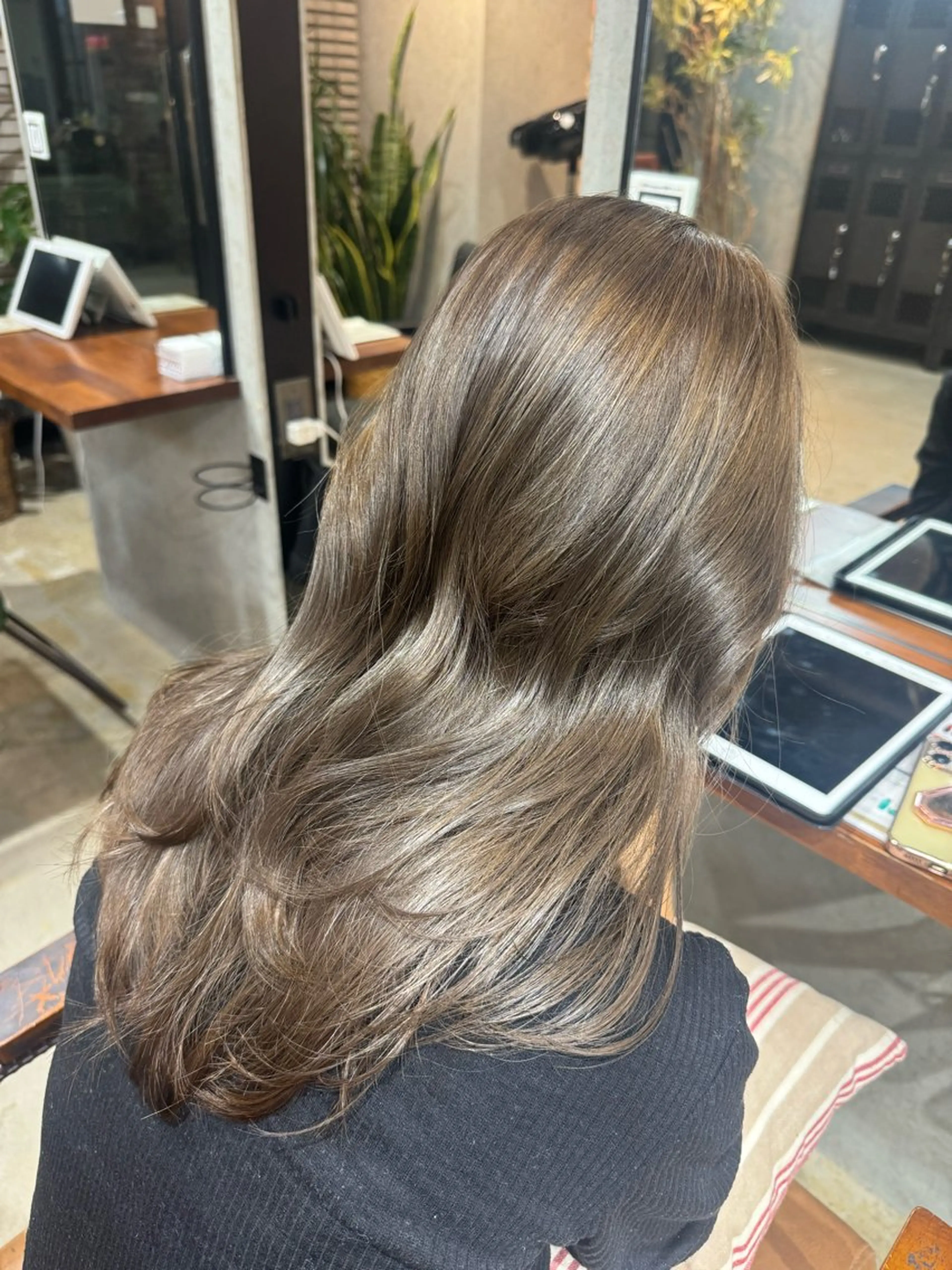 セミロング レイヤーカット ナチュラルショート ゆるふわ🌿高橋俊大のヘアスタイル