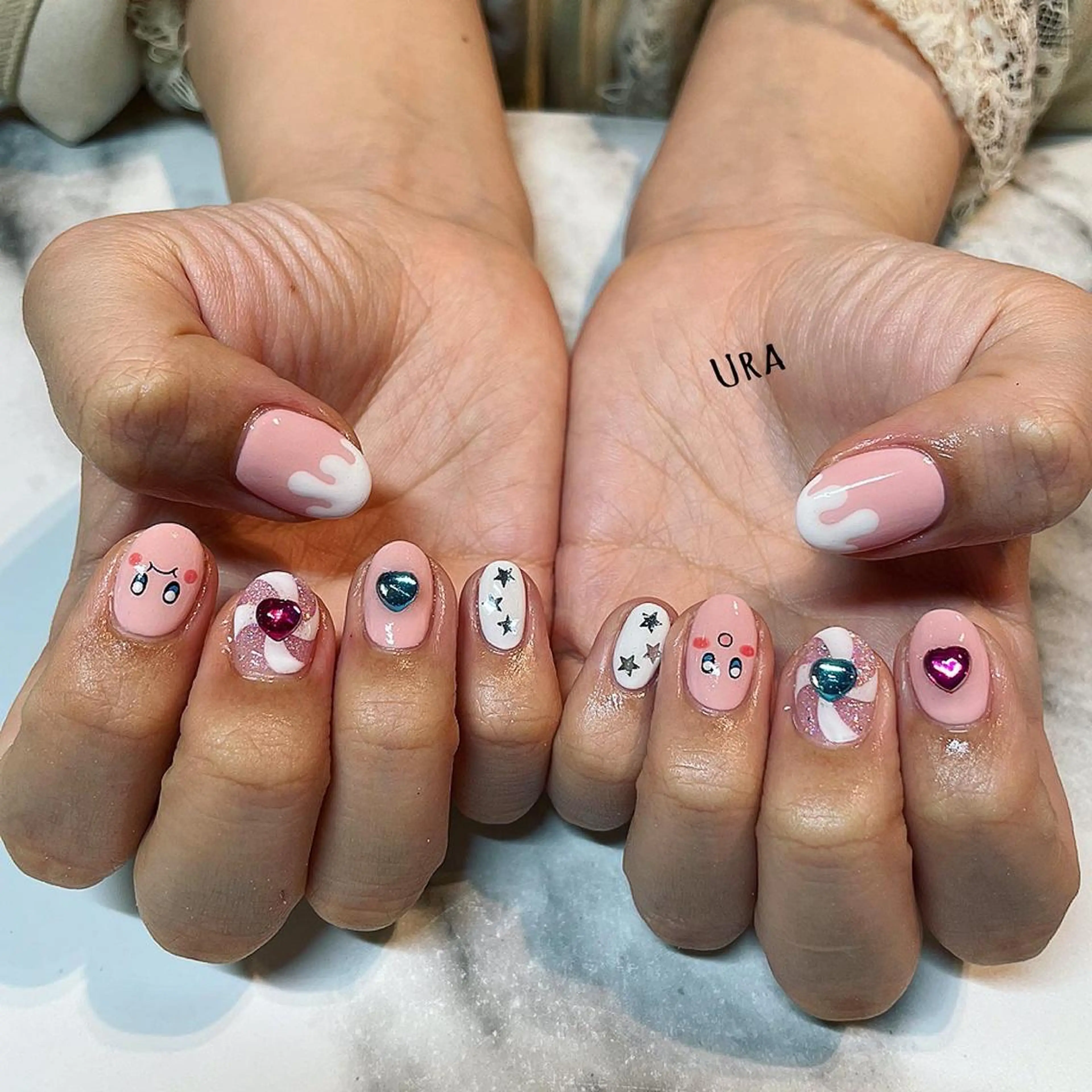 ネイル UrakoNail 《nail》のネイルデザイン