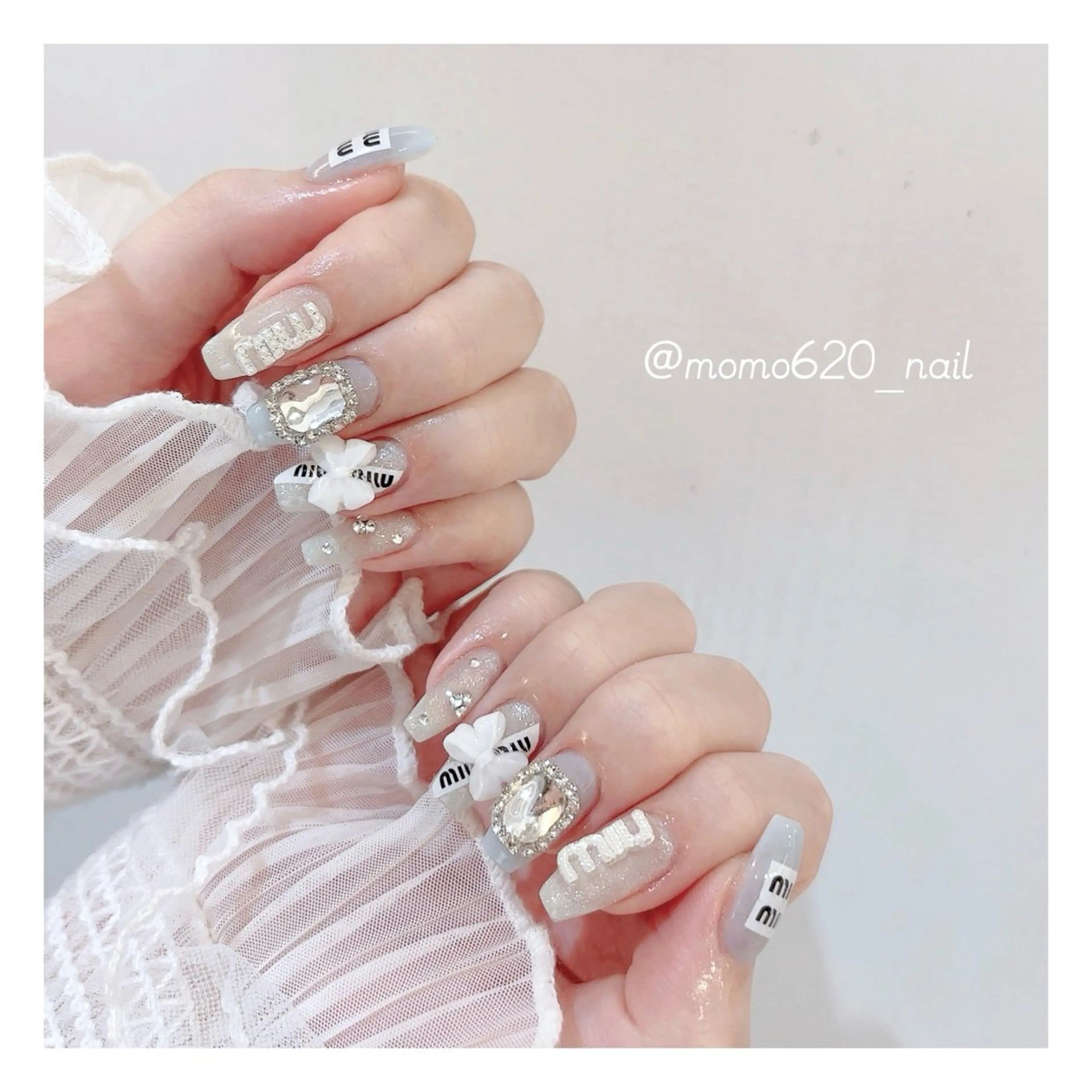 ネイル ハンドネイル nailsalon moca 堀江店所属・moca堀江店 momokaのネイルデザイン