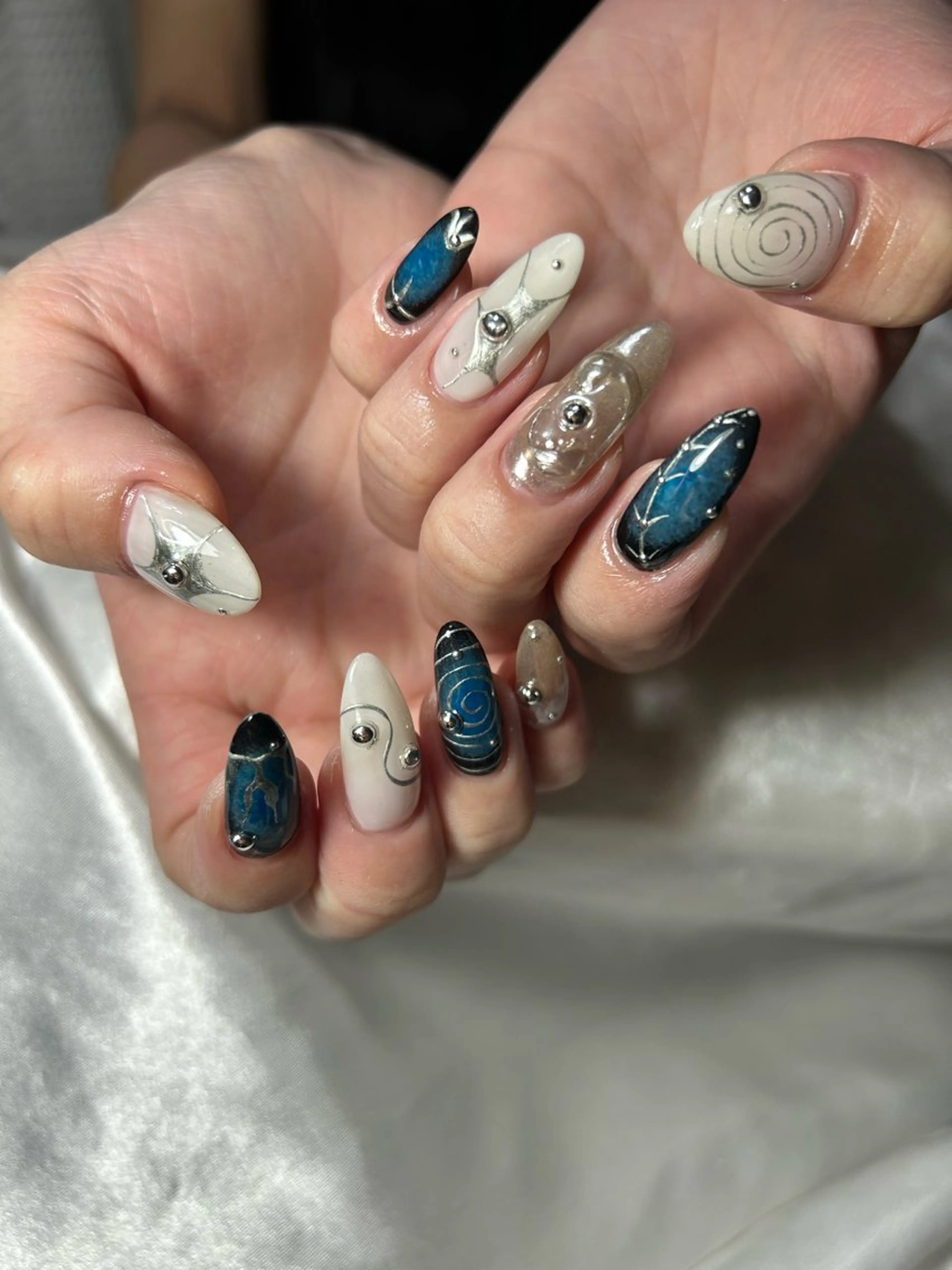 ネイル ハンドネイル nailroom‪ sb‪‪𓈒𓂂𓏸のネイルデザイン