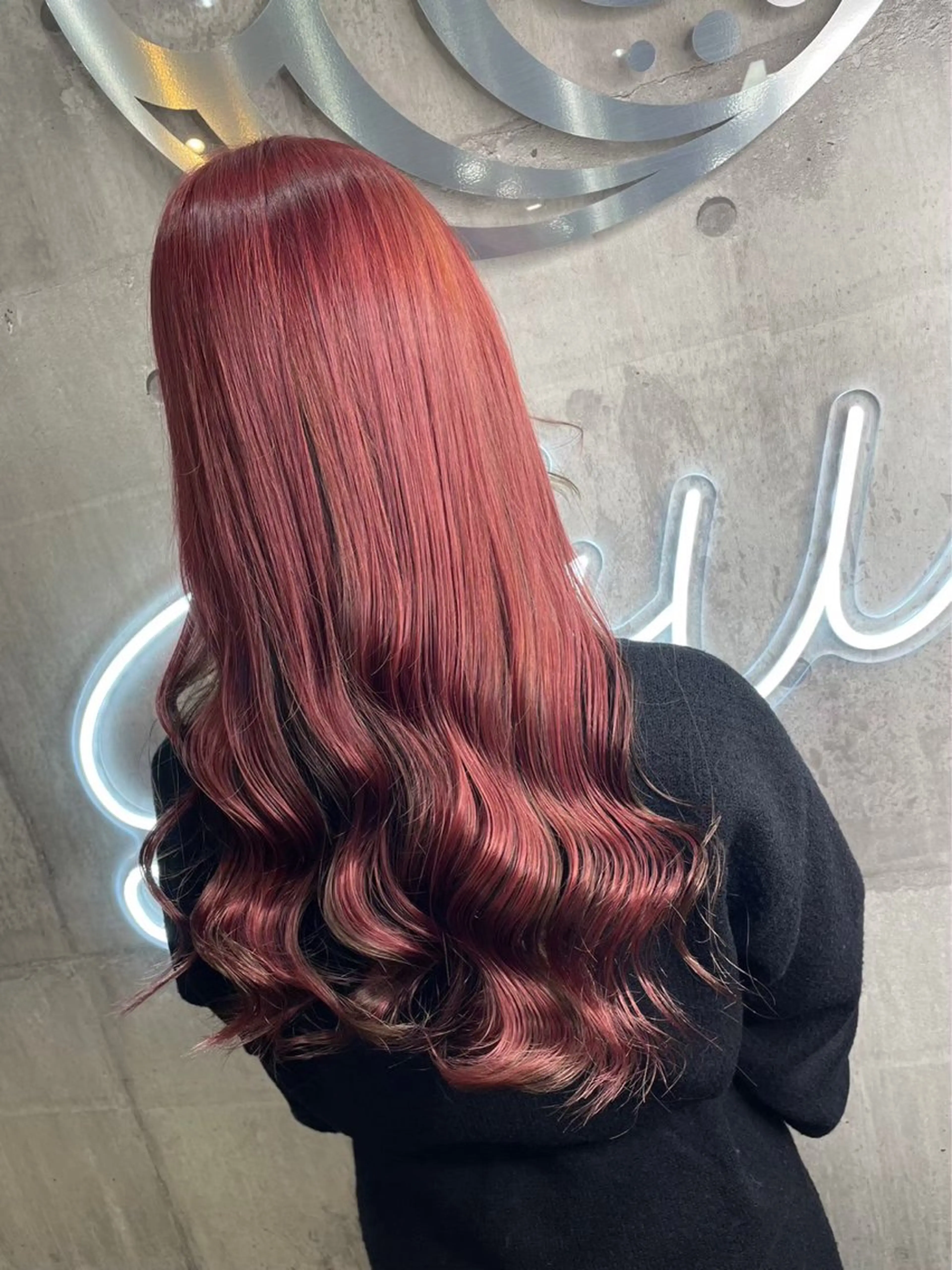 ロング 透明感ハイトーン カラー🦋🌧希咲のヘアスタイル