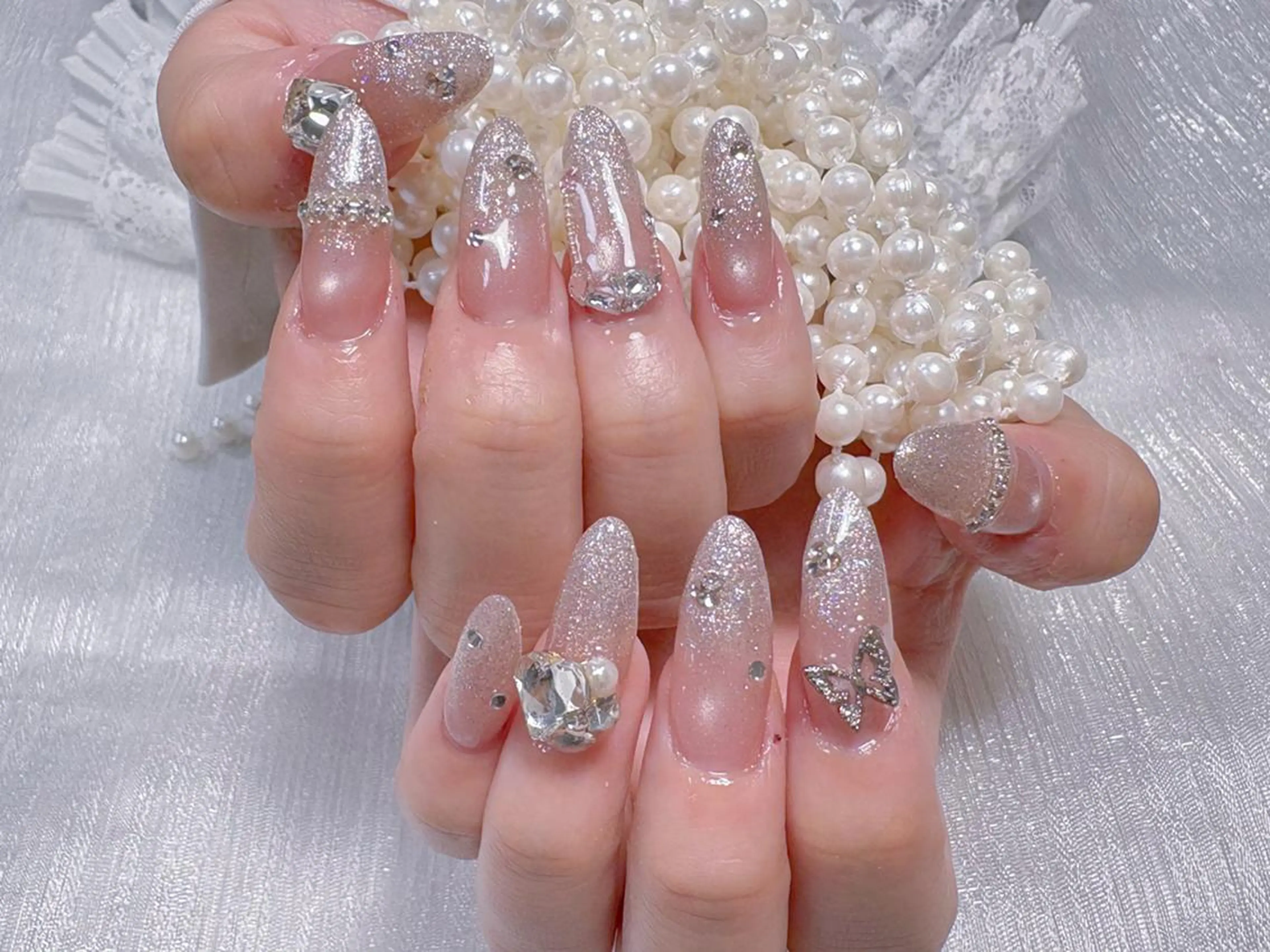 ネイル ハンドネイル ✨Nora💫 ワンホンネイルのネイルデザイン